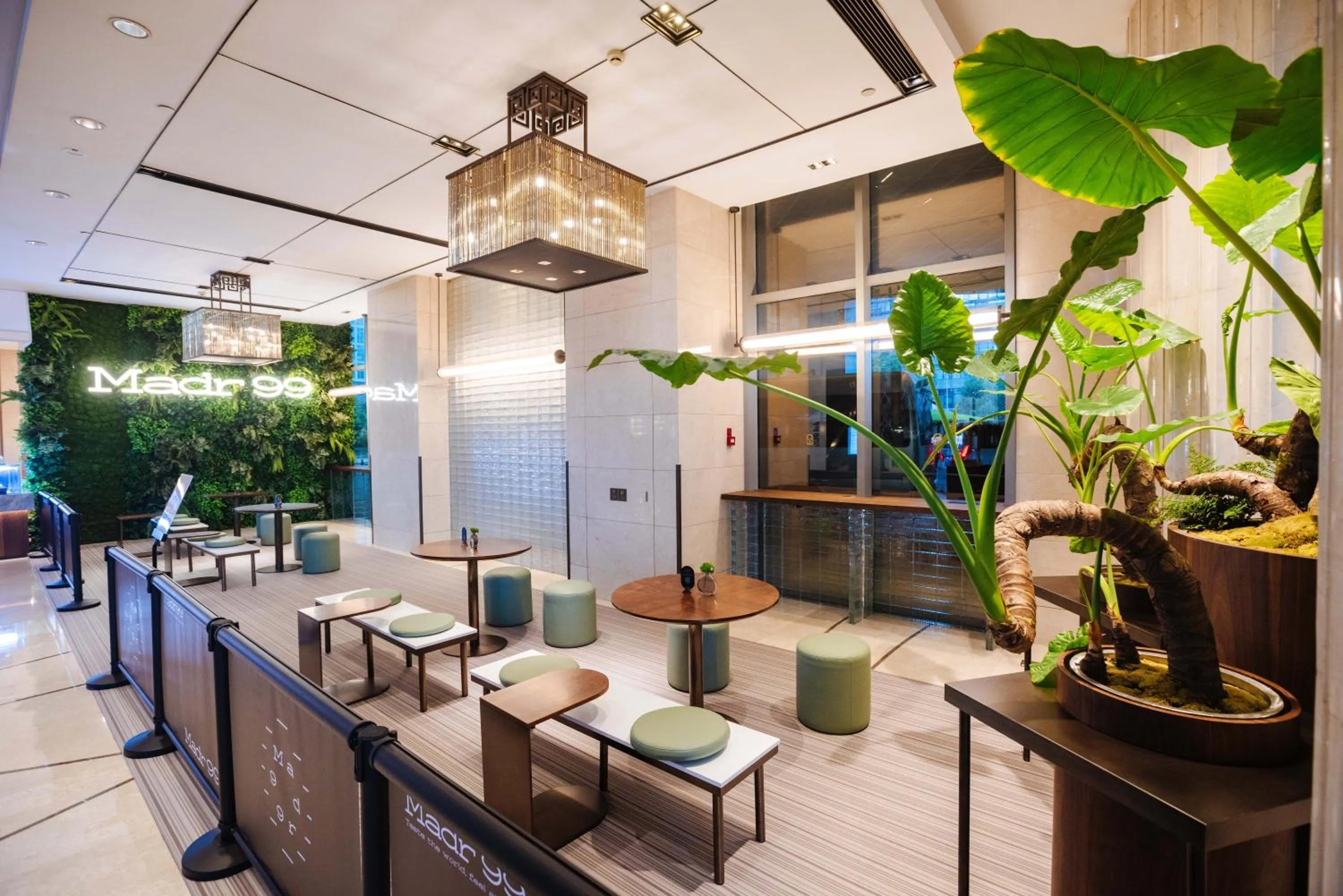 Restaurant/places to eat in Pan Pacific Ningbo