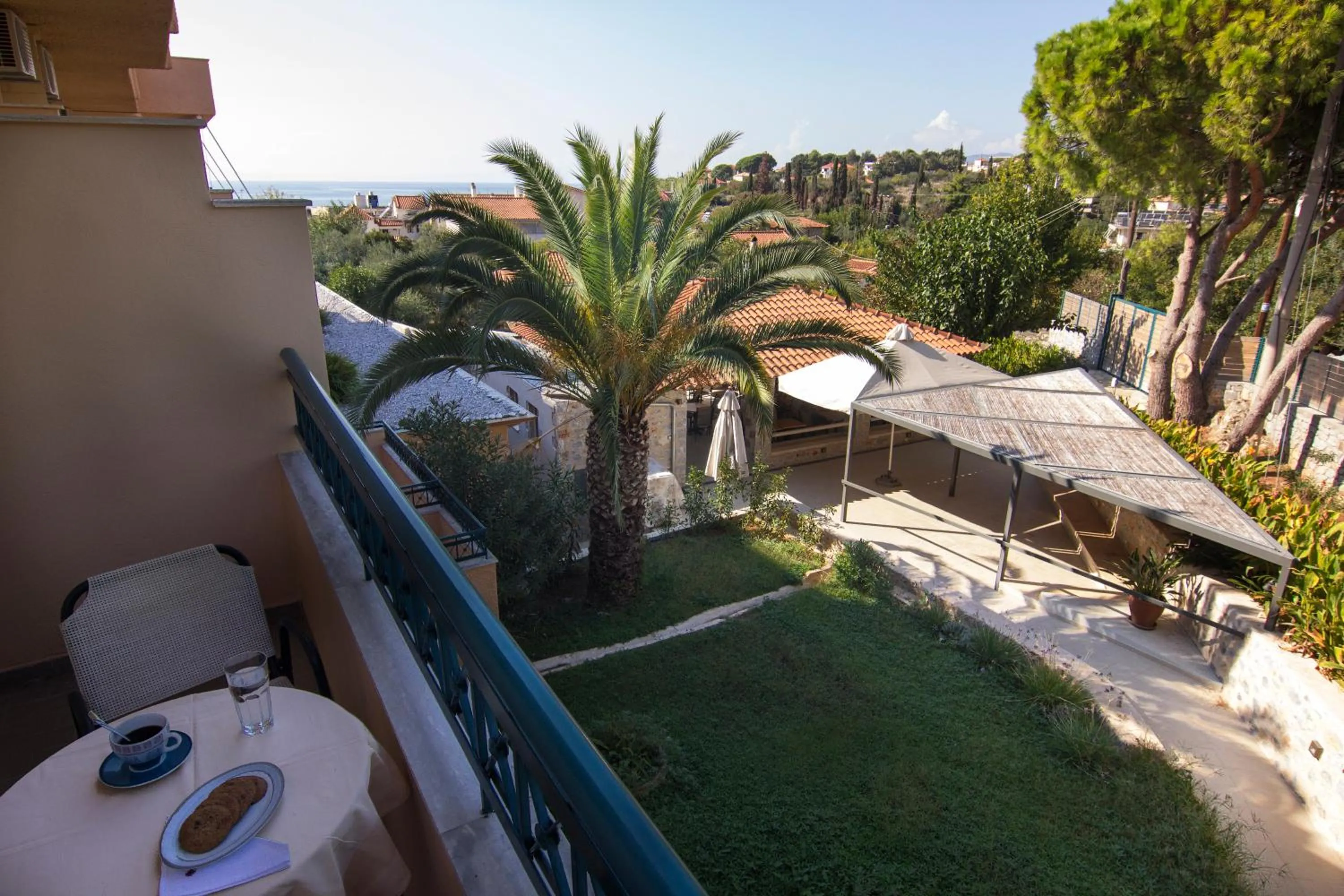 Balcony/Terrace in Lefktron Hotel