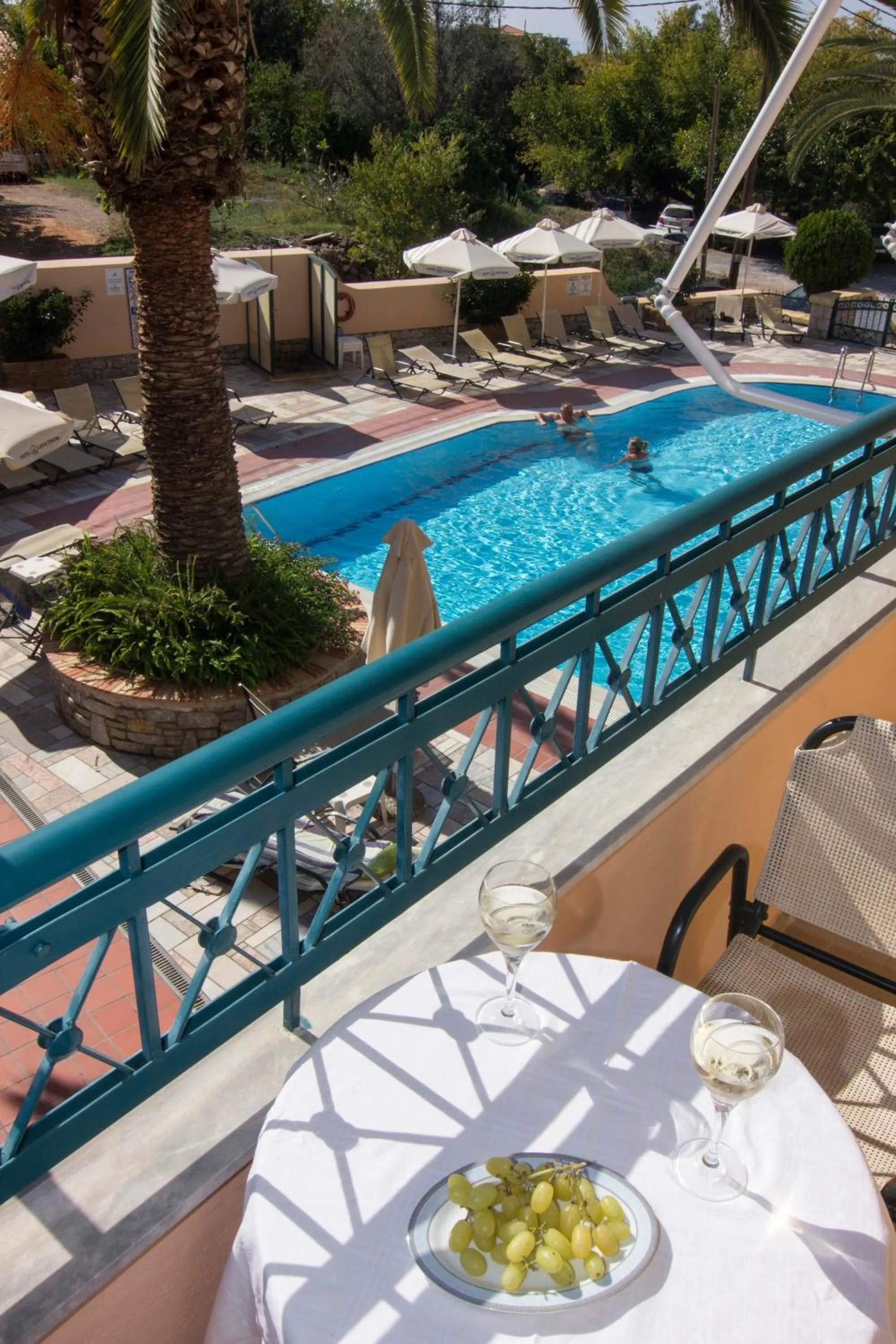 Balcony/Terrace in Lefktron Hotel