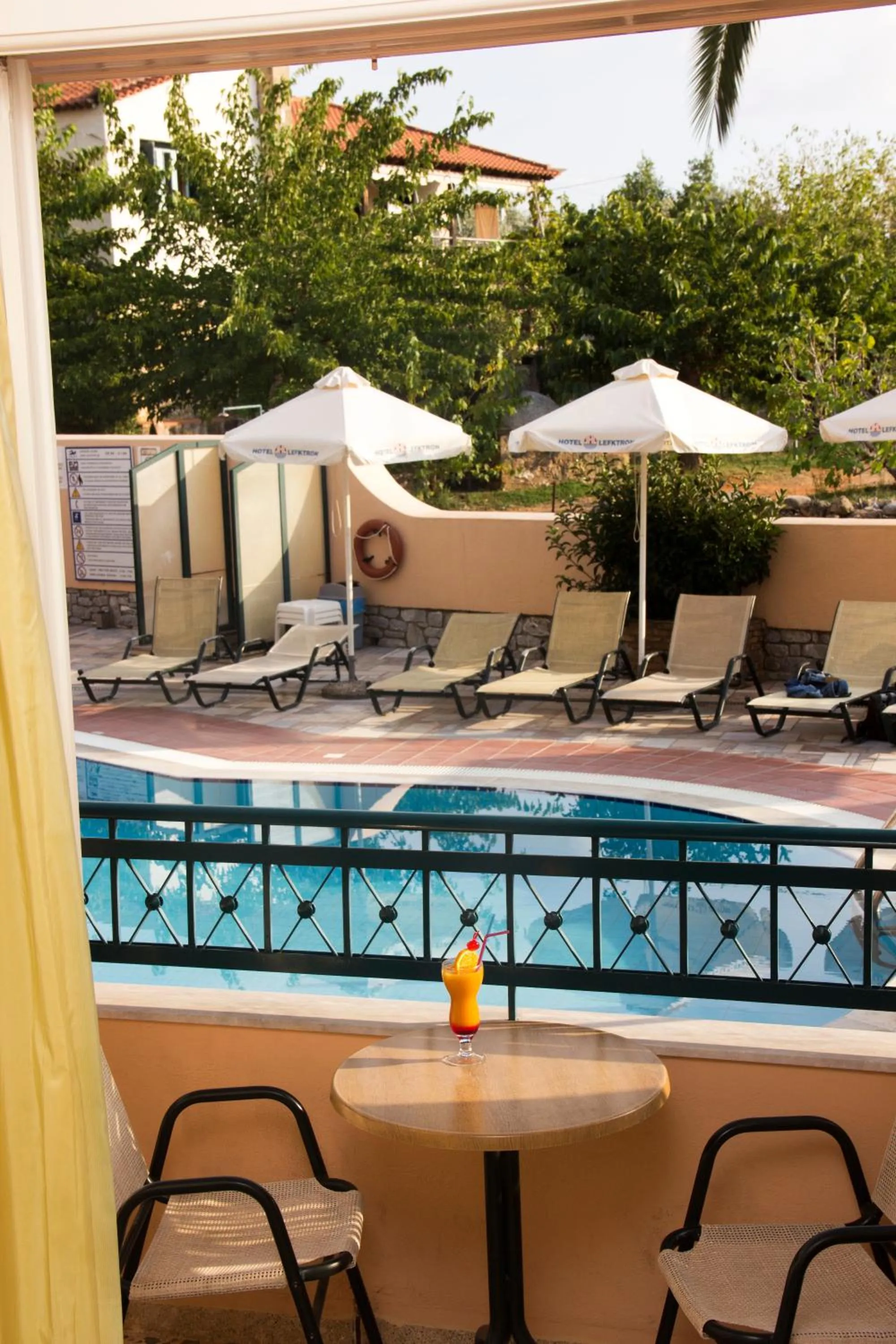 Balcony/Terrace in Lefktron Hotel