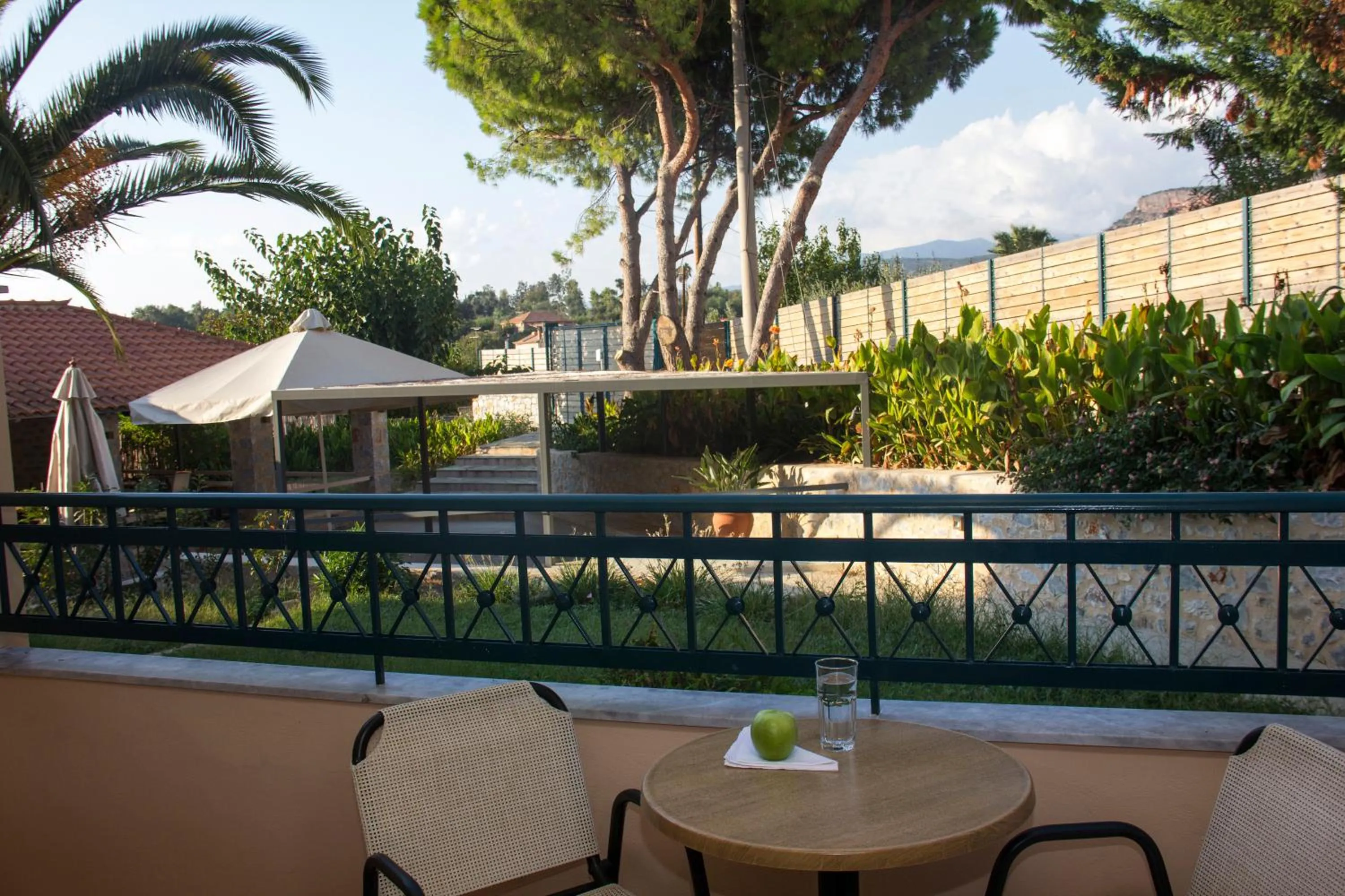 Balcony/Terrace in Lefktron Hotel
