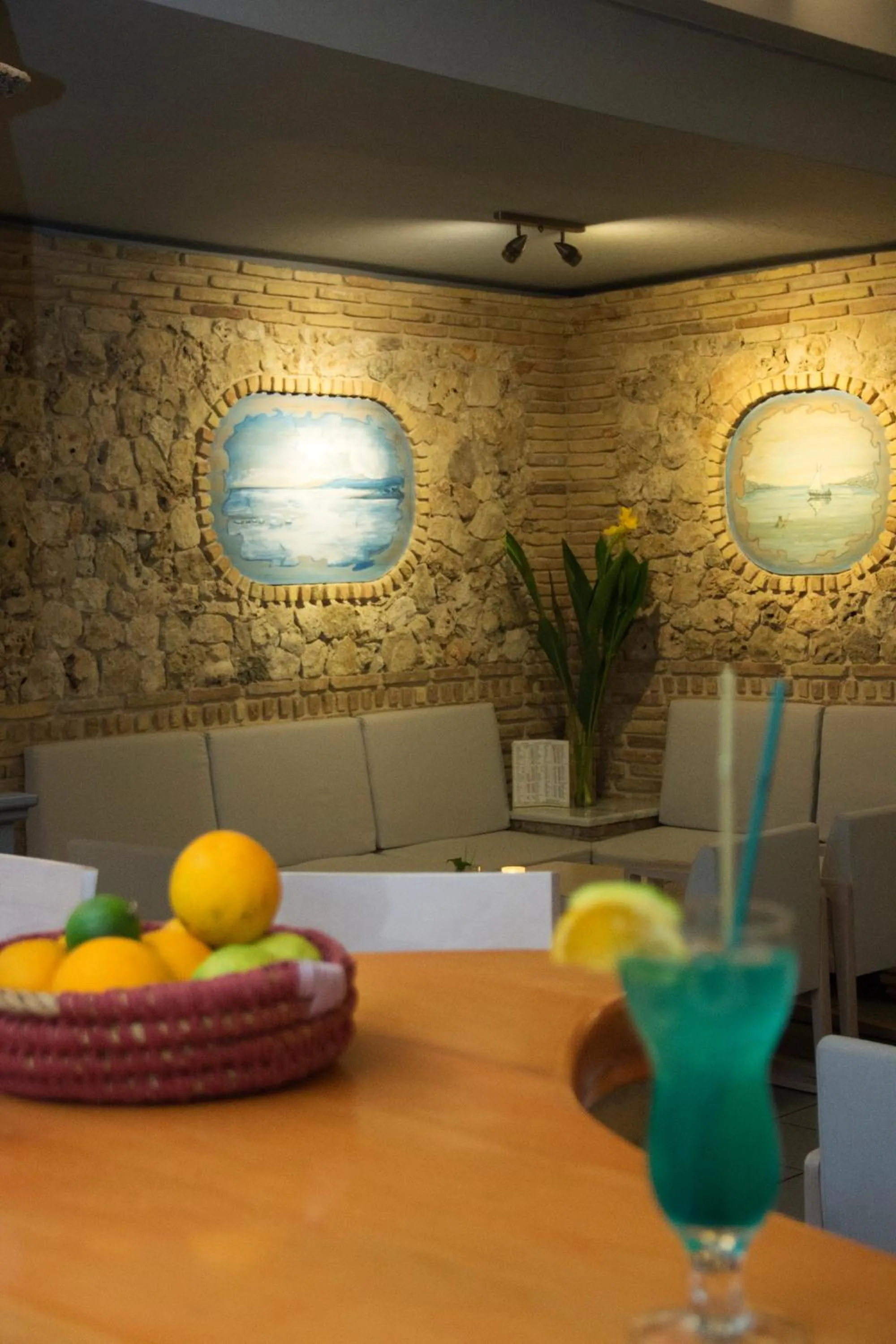 Communal lounge/ TV room in Lefktron Hotel