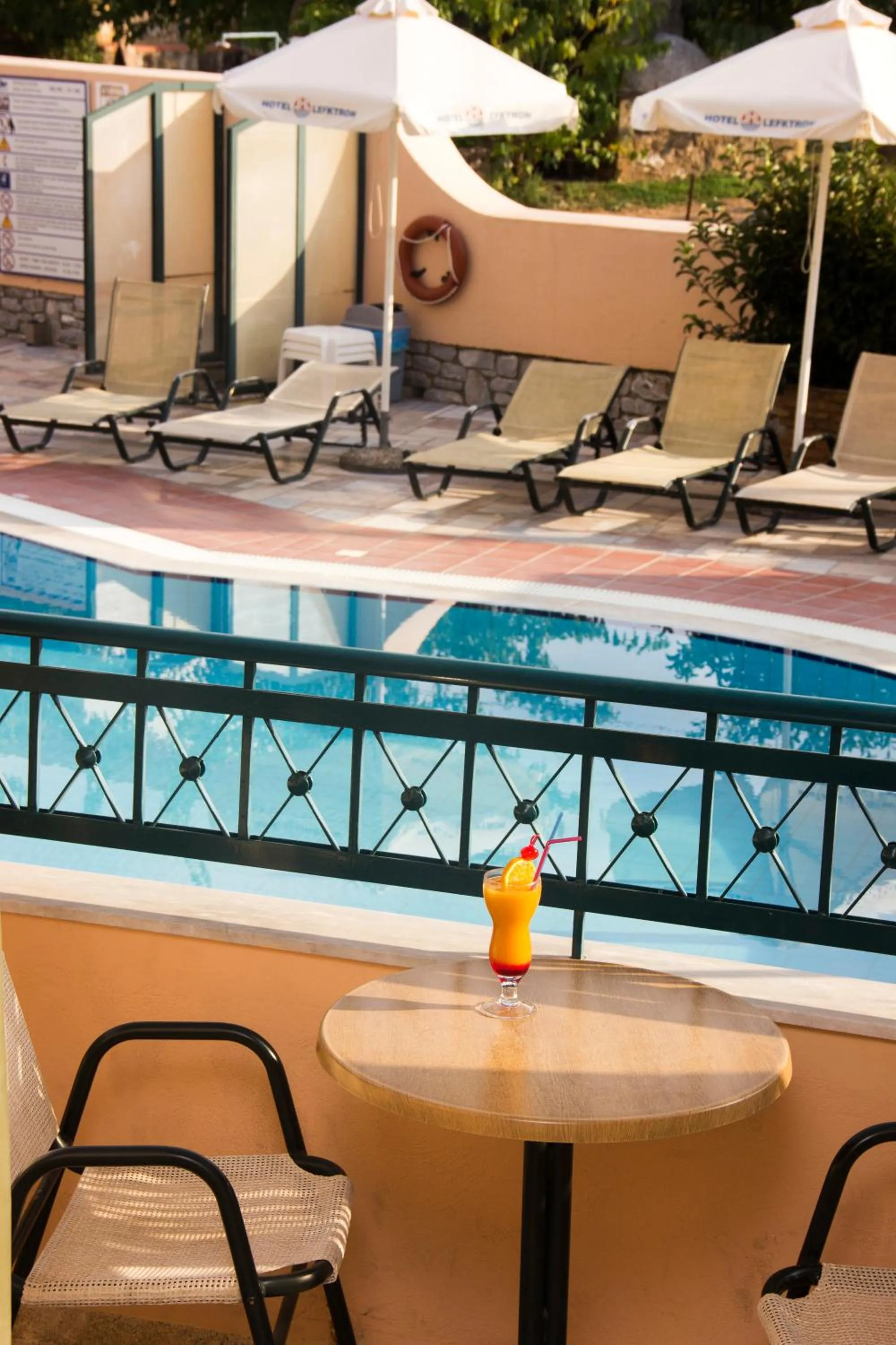 Balcony/Terrace in Lefktron Hotel