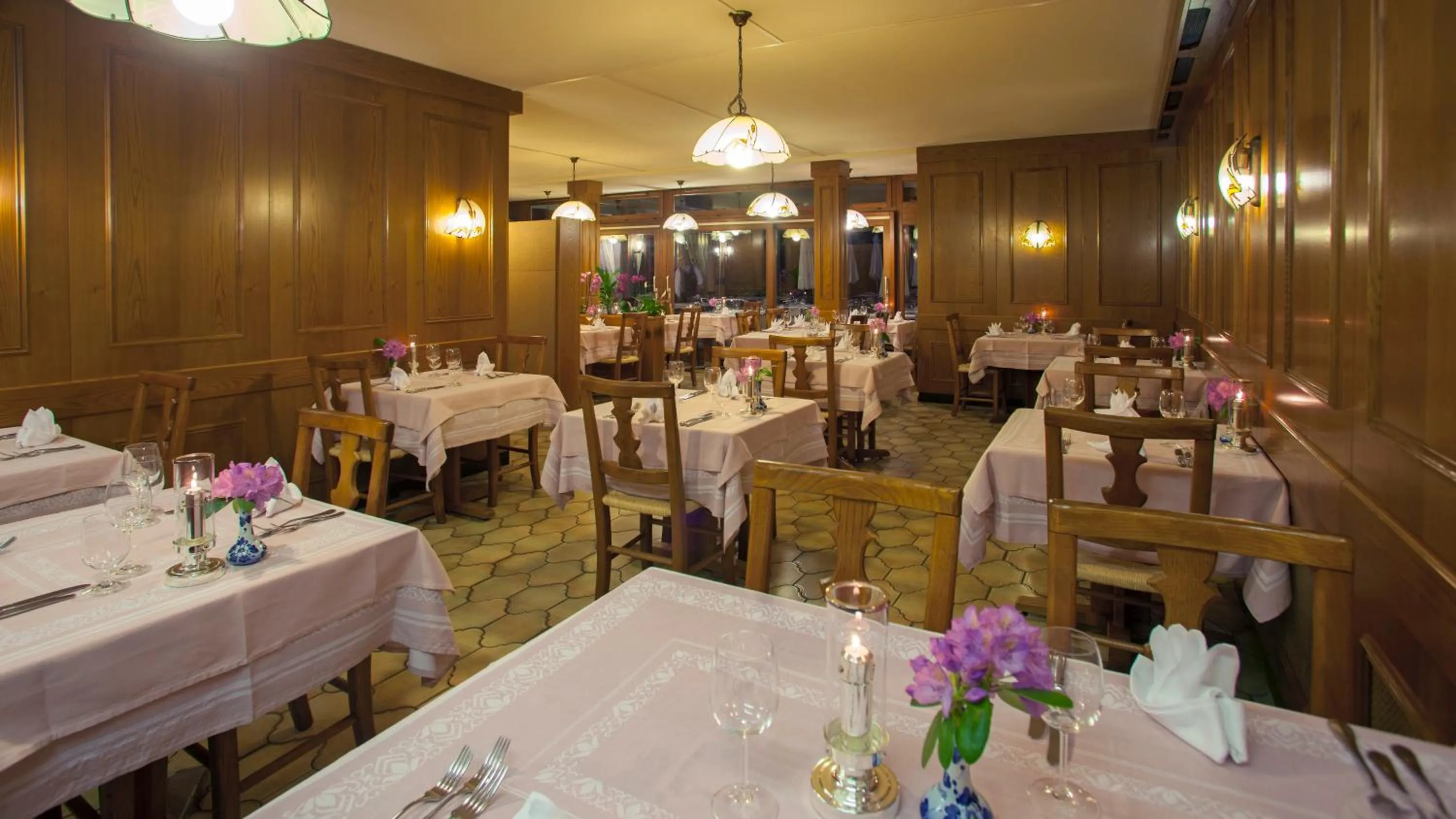 Restaurant/places to eat in Hotel & Spa Cacciatori