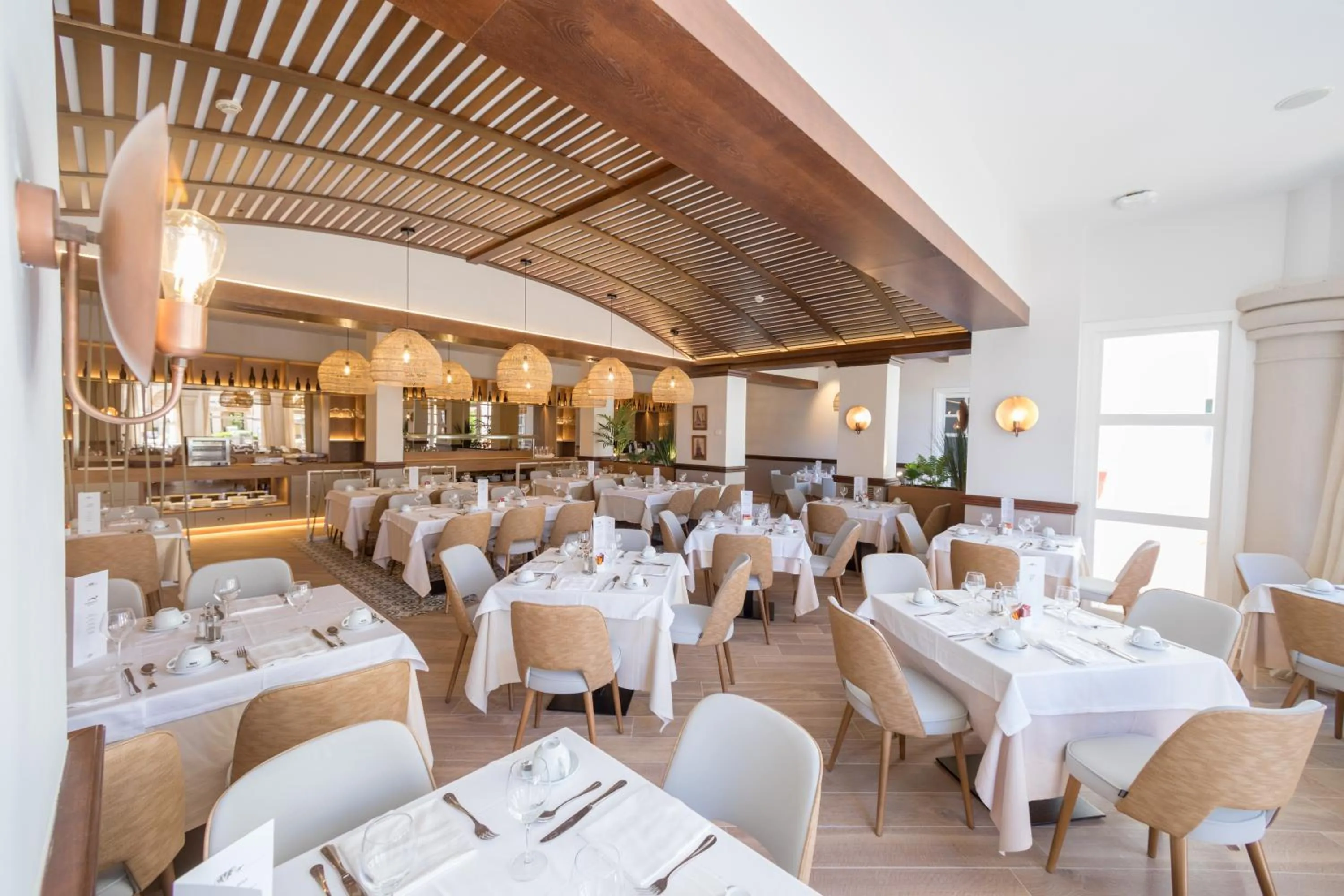 Restaurant/places to eat in PortAventura Hotel Roulette - Includes unlimited access to PortAventura Park & 1 access to Ferrari Land