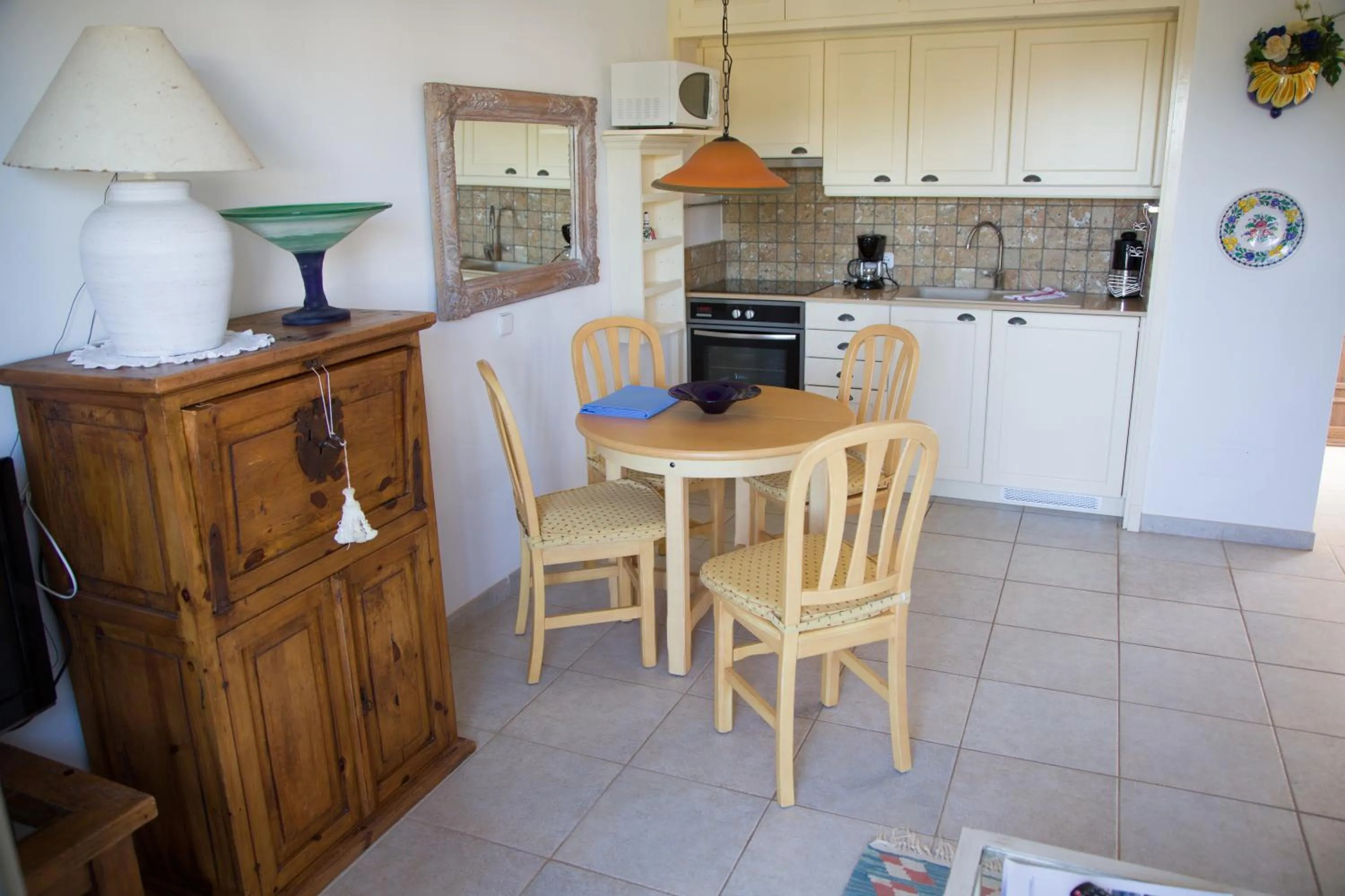 Kitchen or kitchenette in Apartamentos Parque Mar
