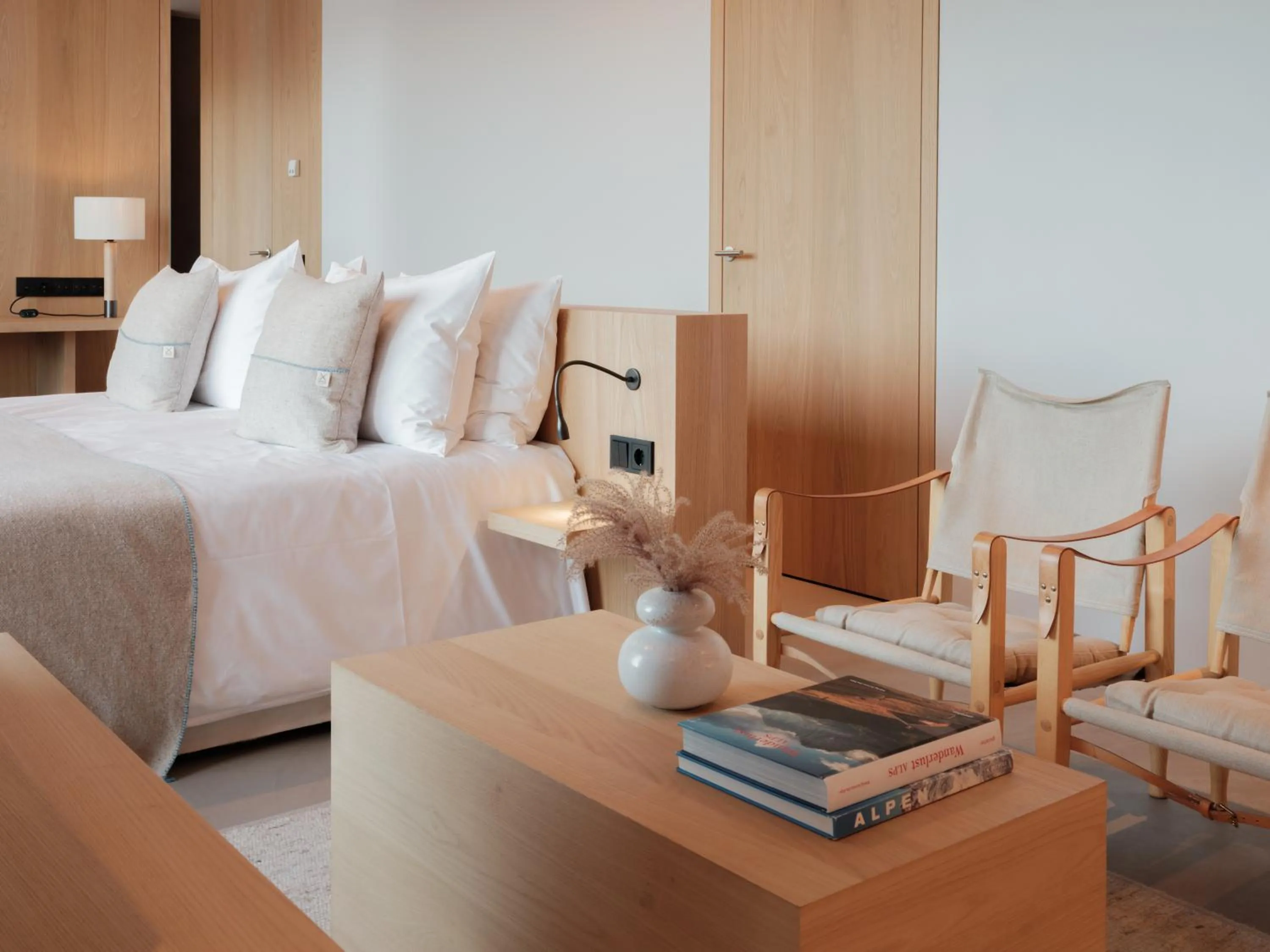 Bedroom, Bed in Schgaguler Hotel