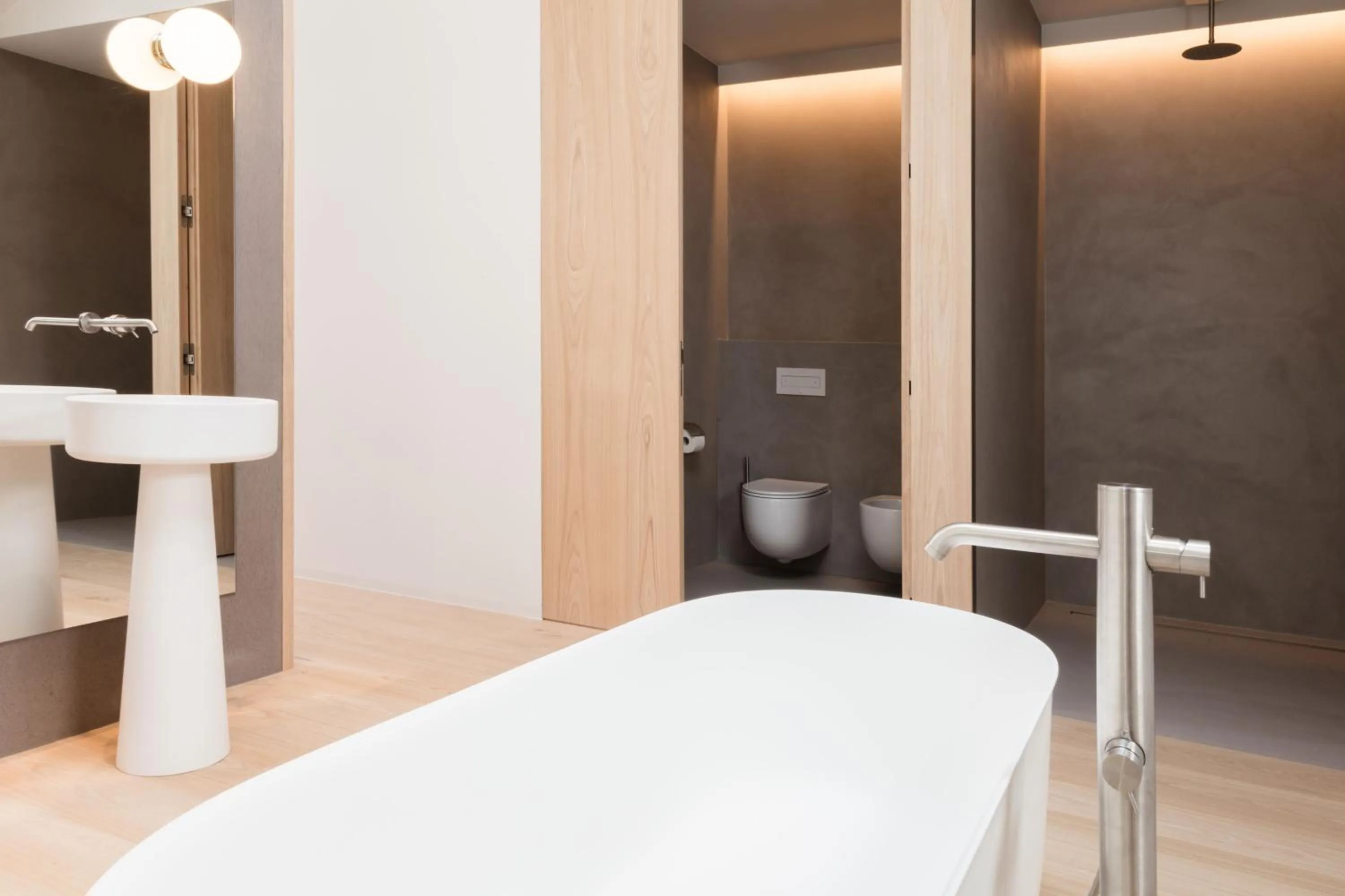 Shower in Schgaguler Hotel