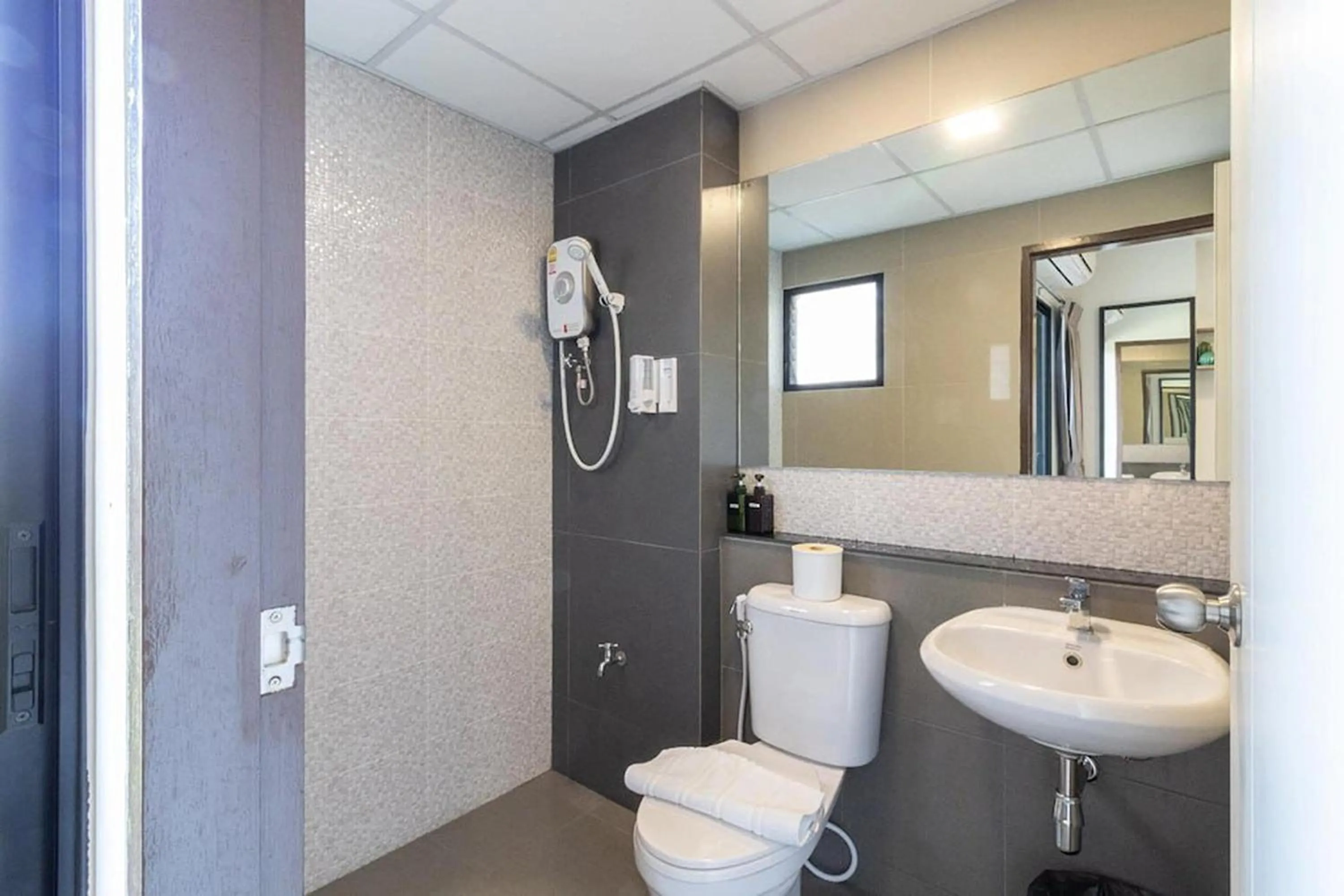 Bathroom in Casa Luxe Hotel and Resident