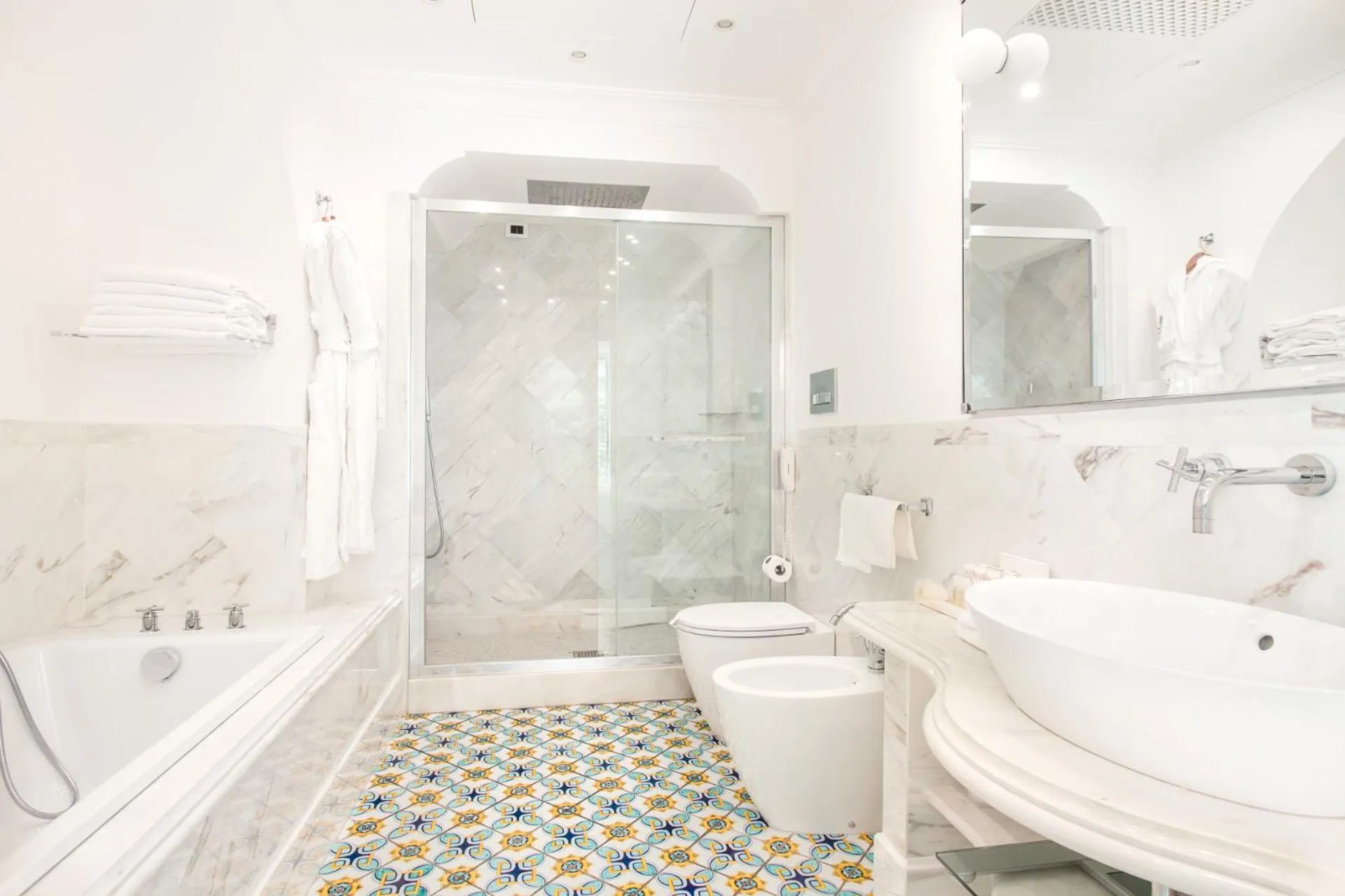 Bathroom in Hotel Santa Caterina