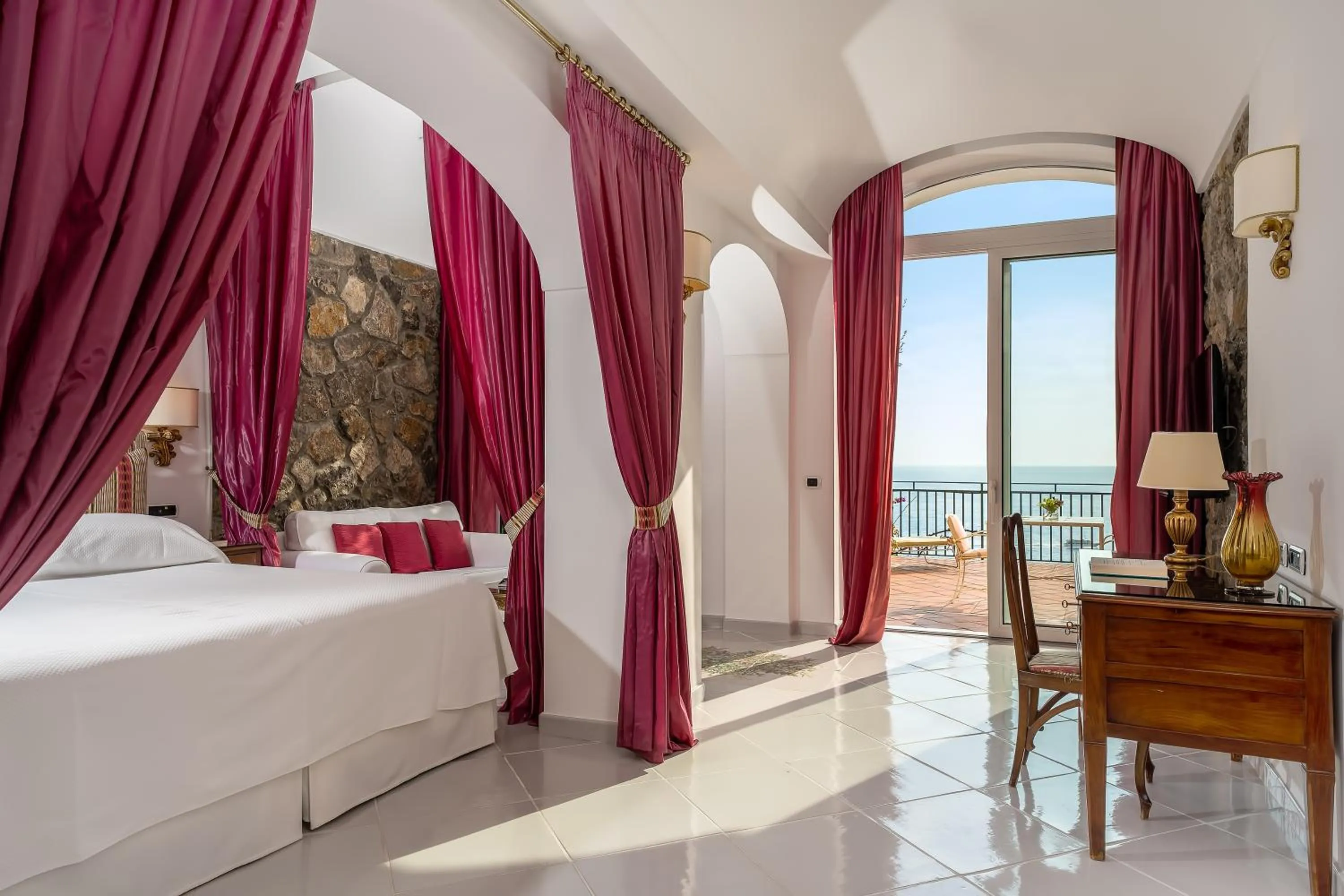 Bedroom, Bed in Hotel Santa Caterina