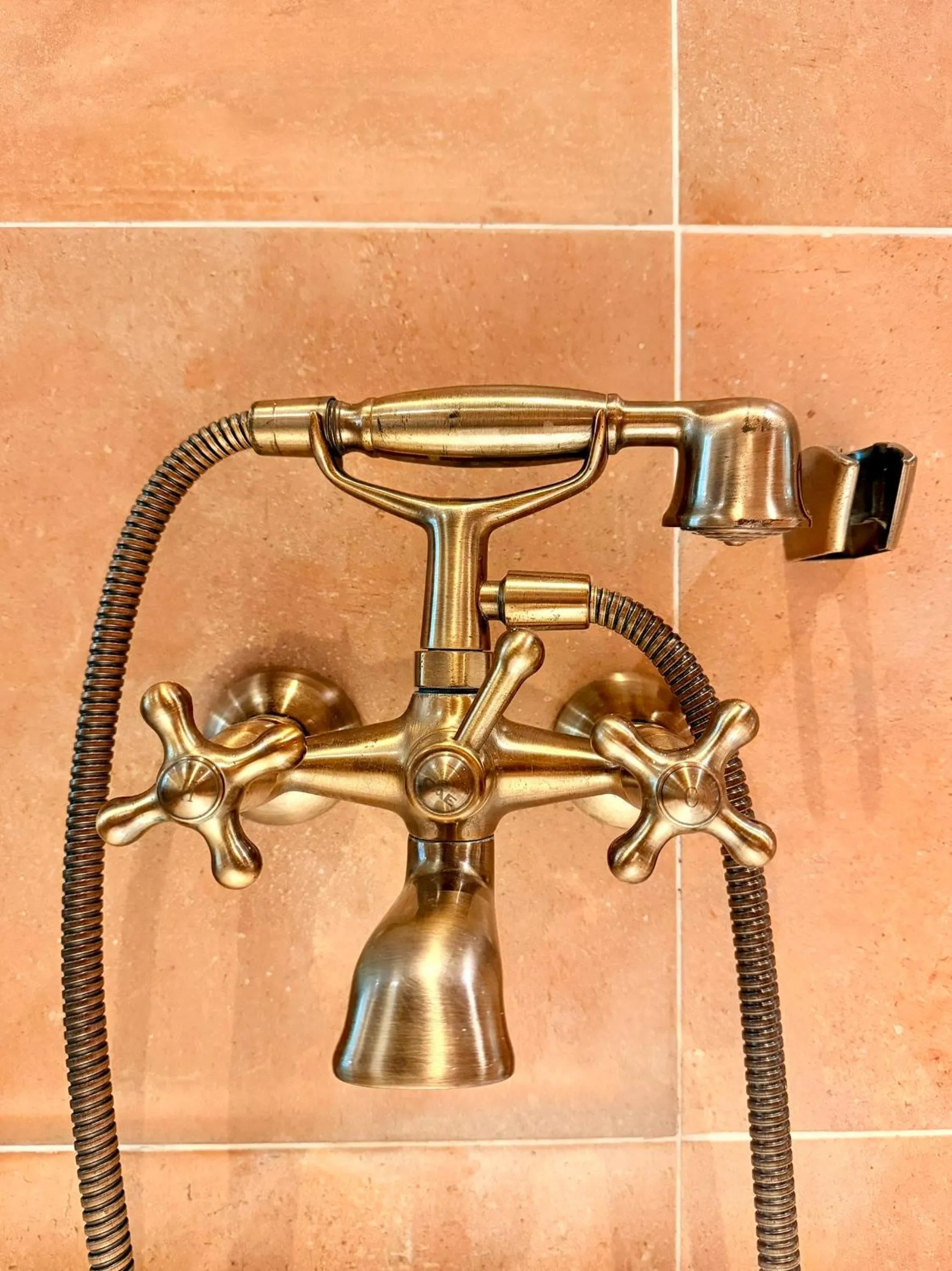 Shower in Phor Liang Meun Terracotta Arts