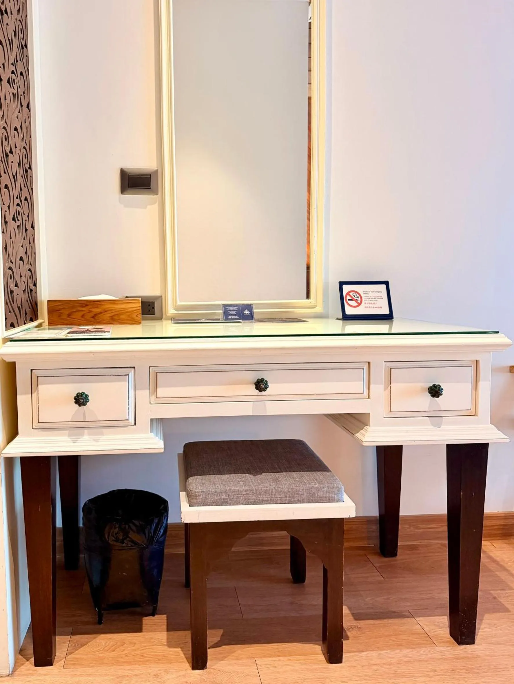 Bedroom in Phor Liang Meun Terracotta Arts