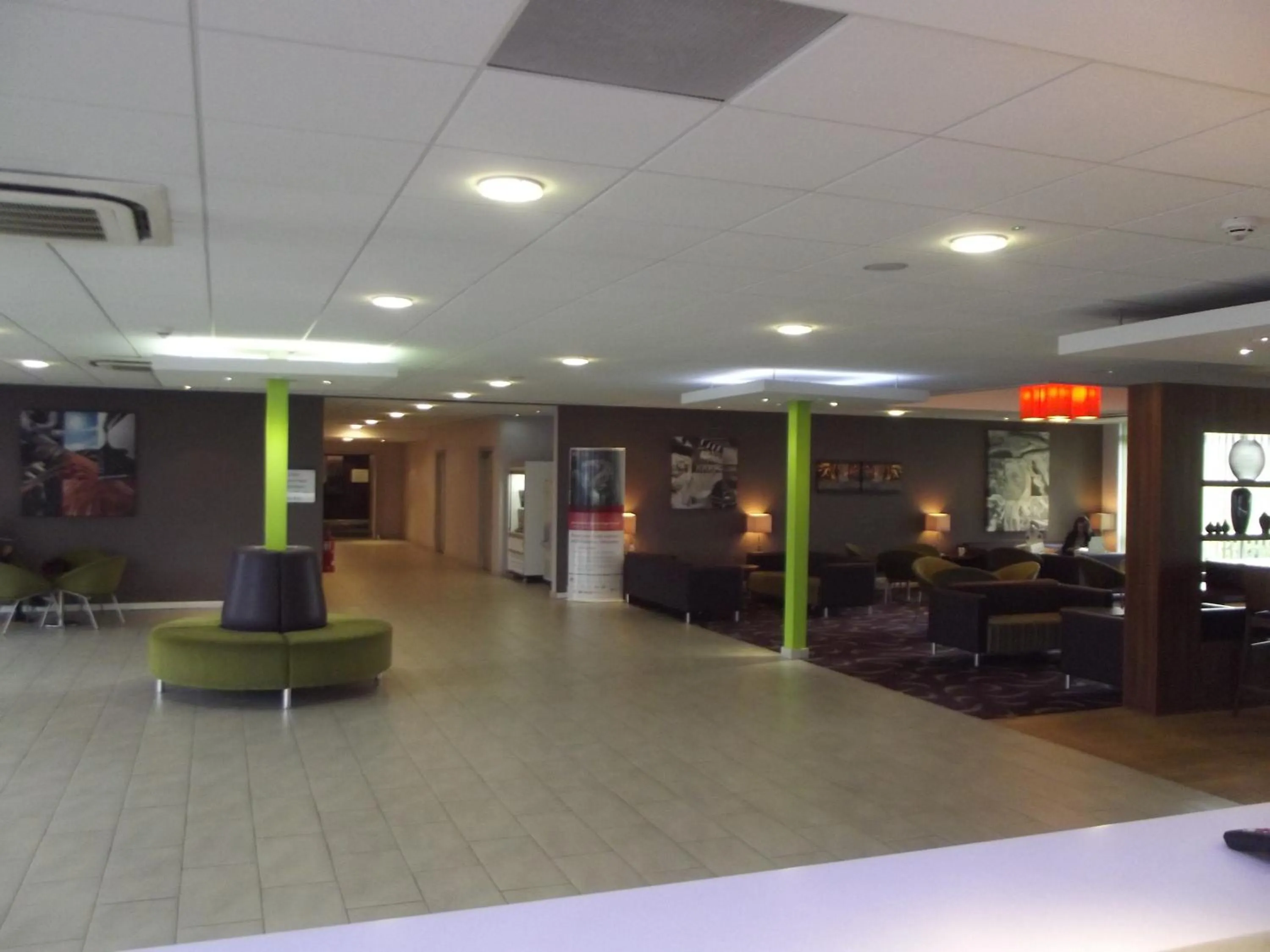 Lobby or reception in Holiday Inn Express Preston South by IHG
