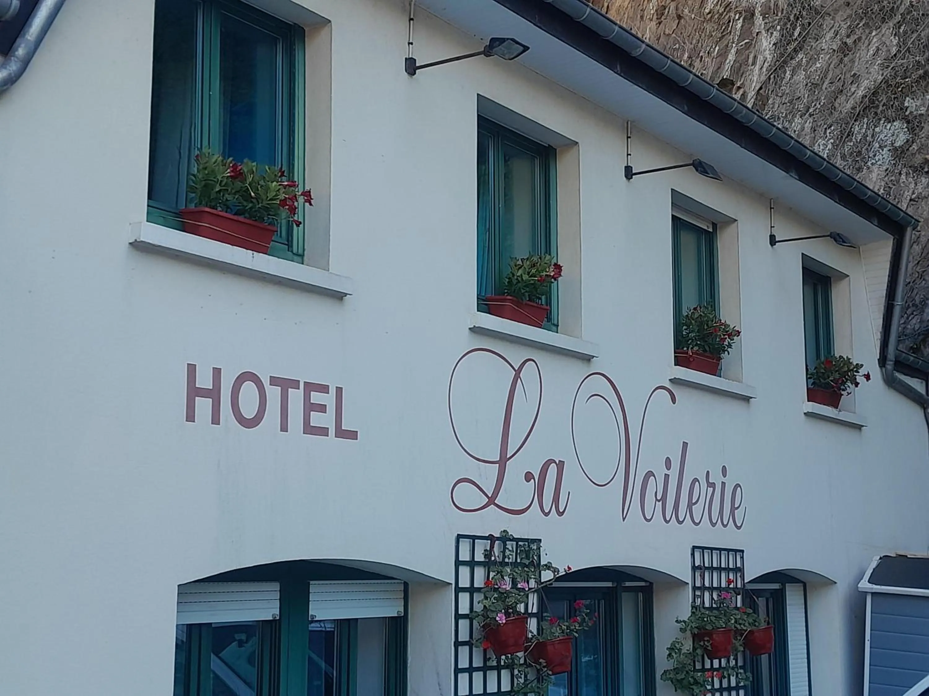 Property logo or sign in Hotel La Voilerie Cancale bord de mer