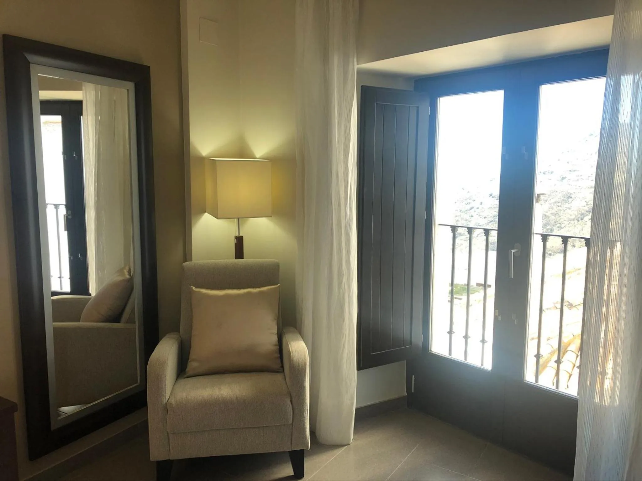 Photo of the whole room in Hotel Rural Real de Poqueira