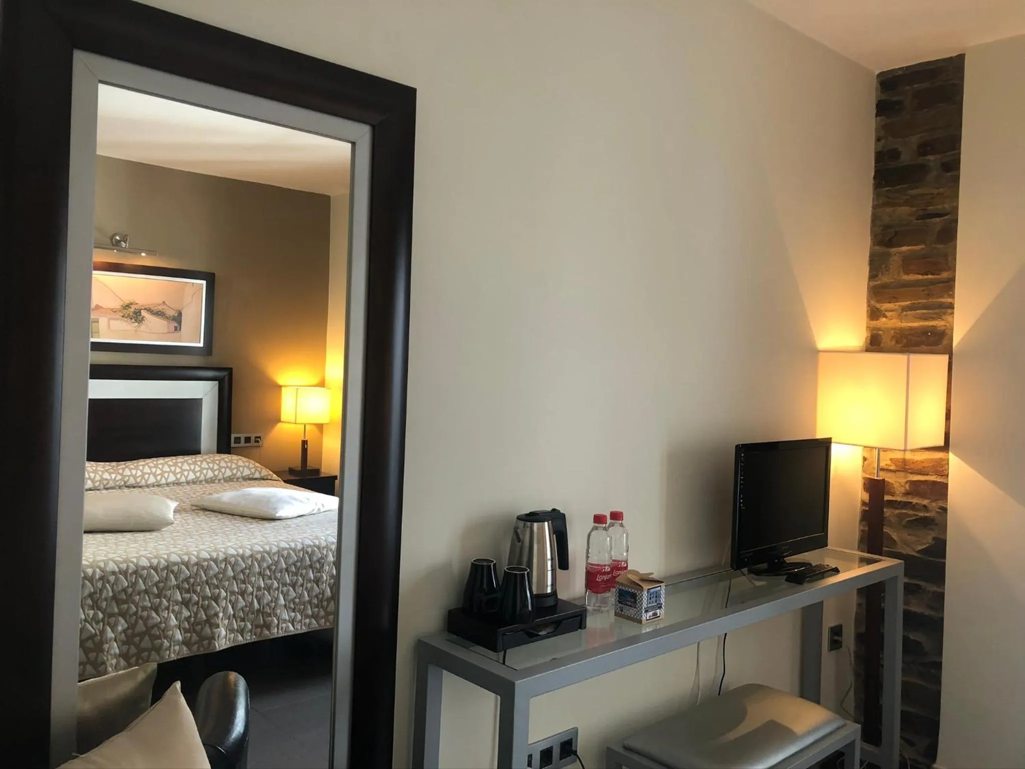 Coffee/tea facilities, Bed in Hotel Rural Real de Poqueira