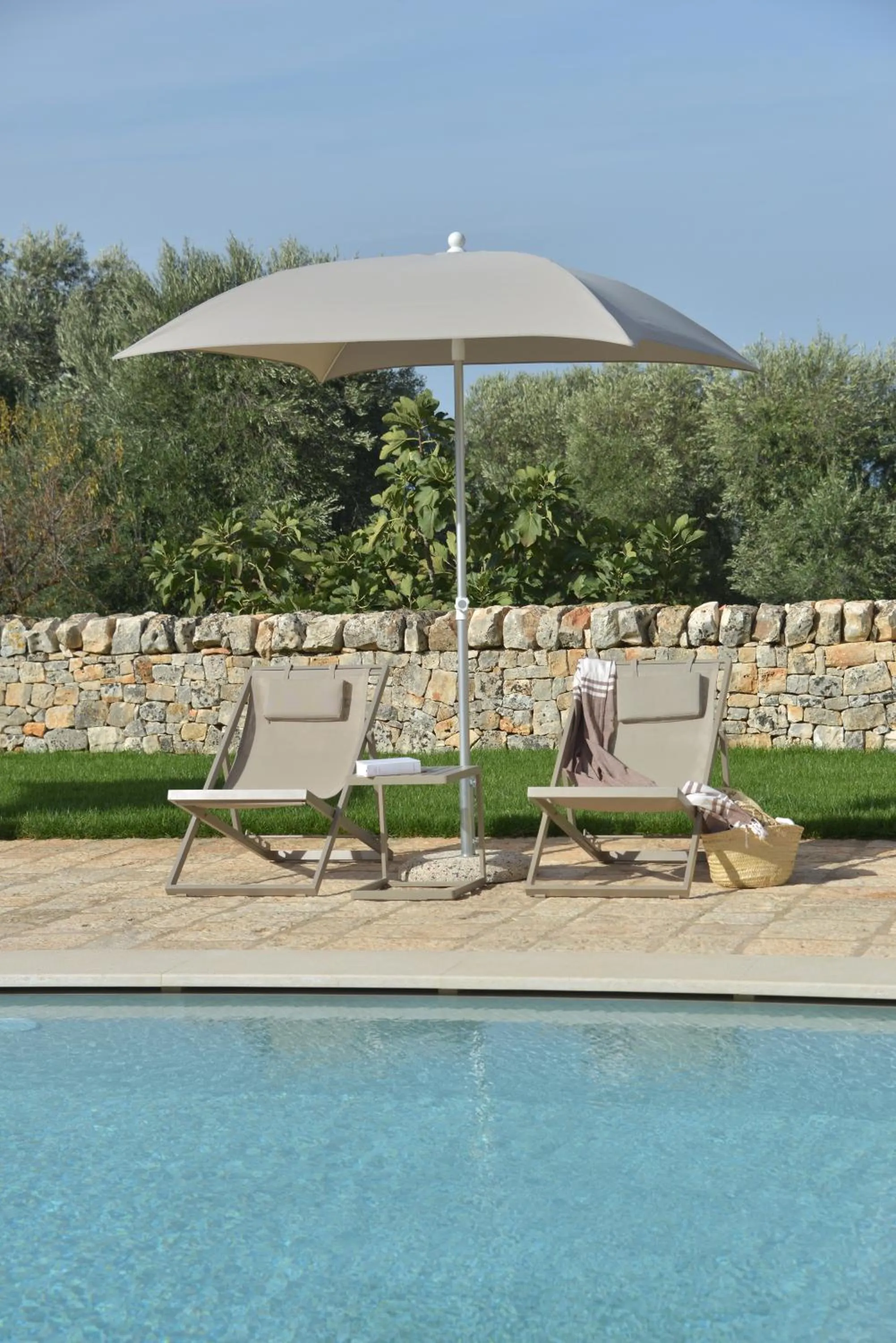 Property building in Masseria Morrone