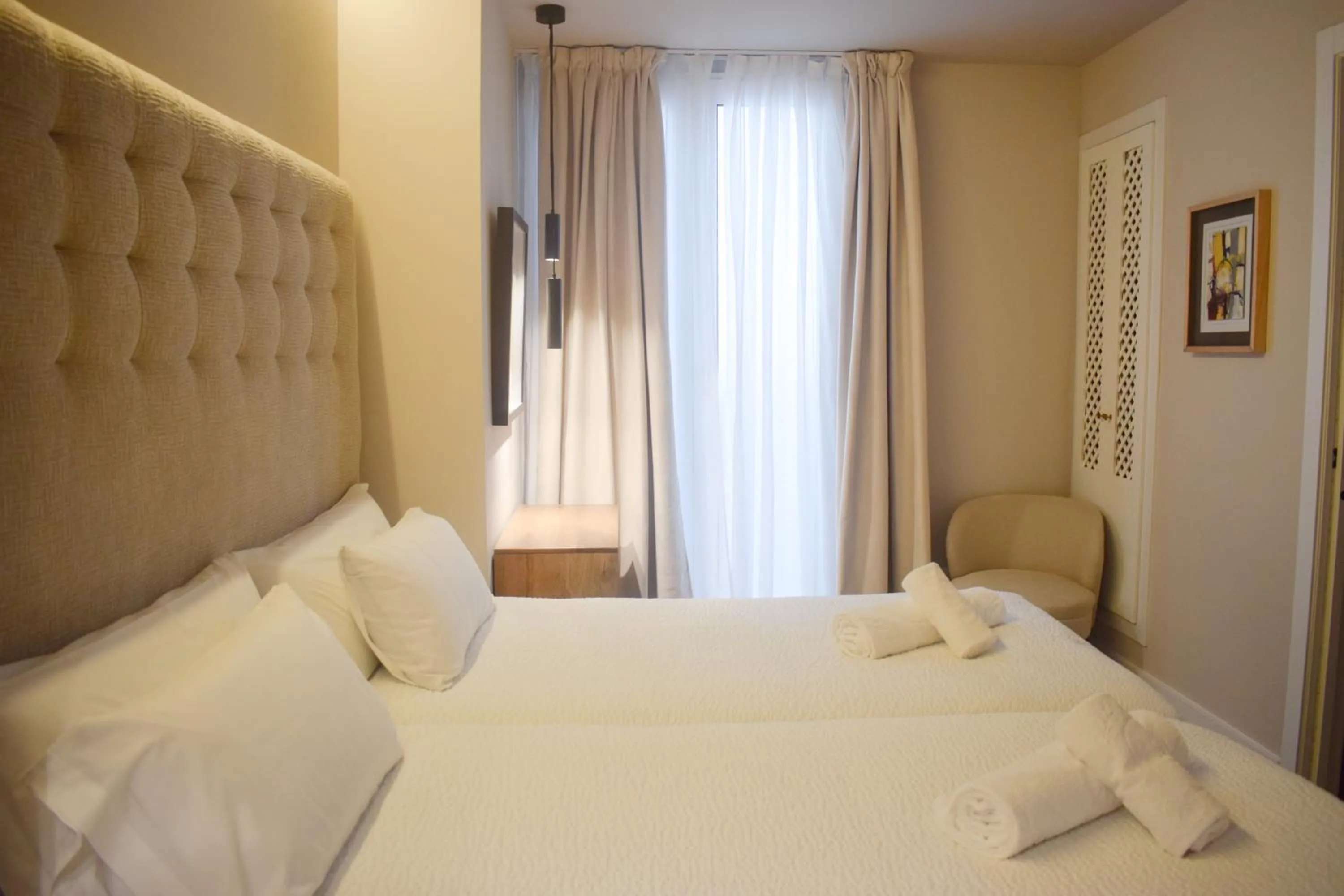 Bed in Valencia Apartamentos Goya