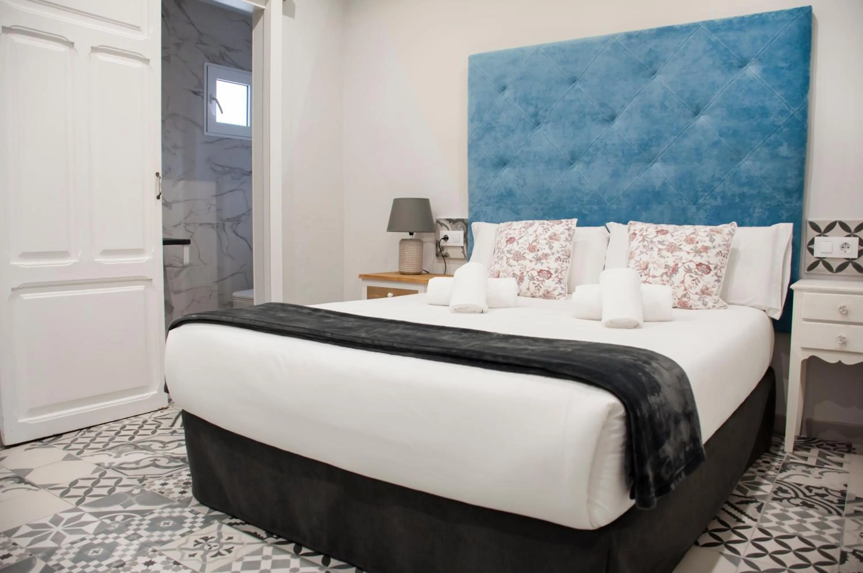 Bed in Valencia Apartamentos Goya