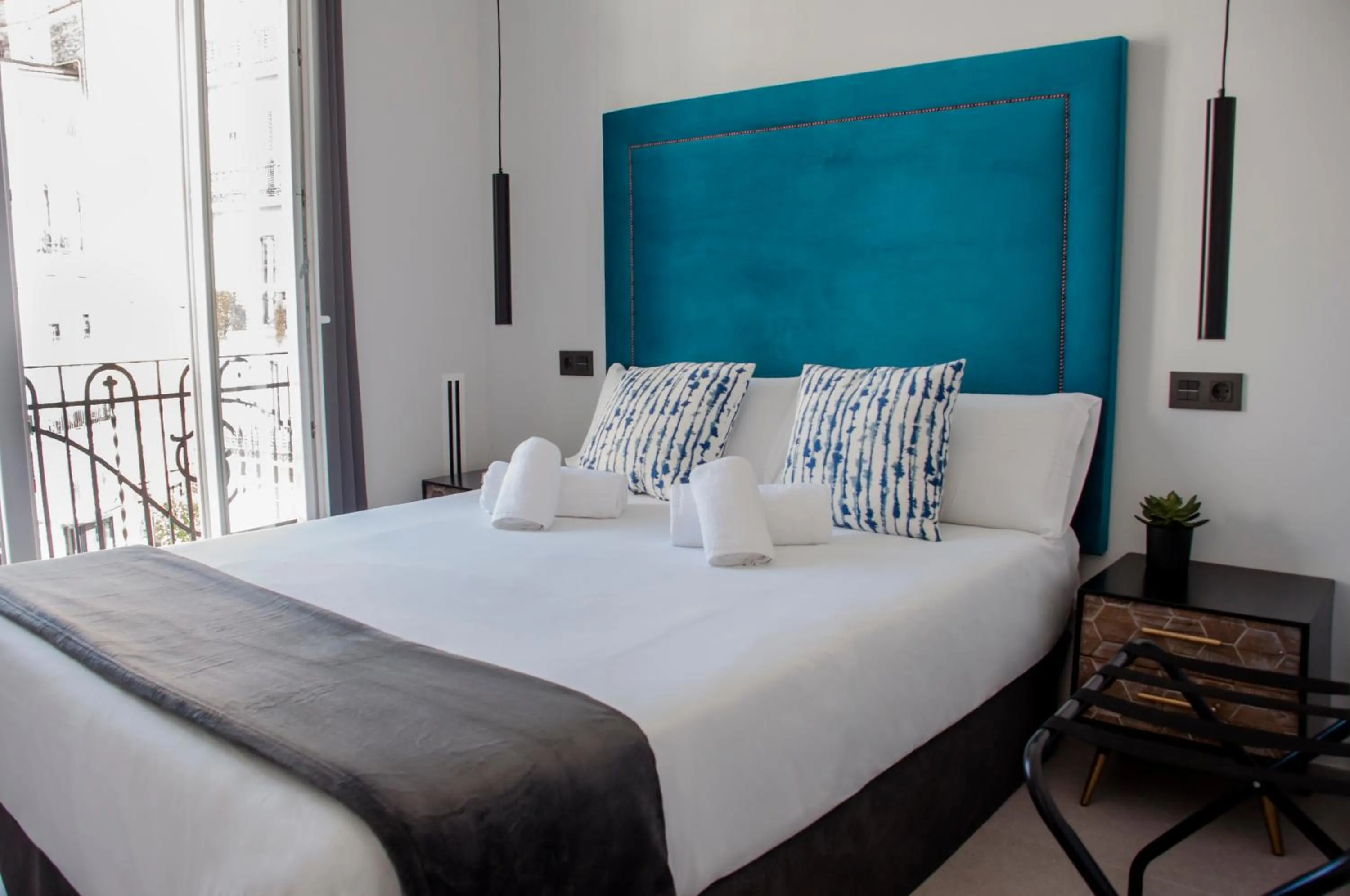 Bed in Valencia Apartamentos Goya