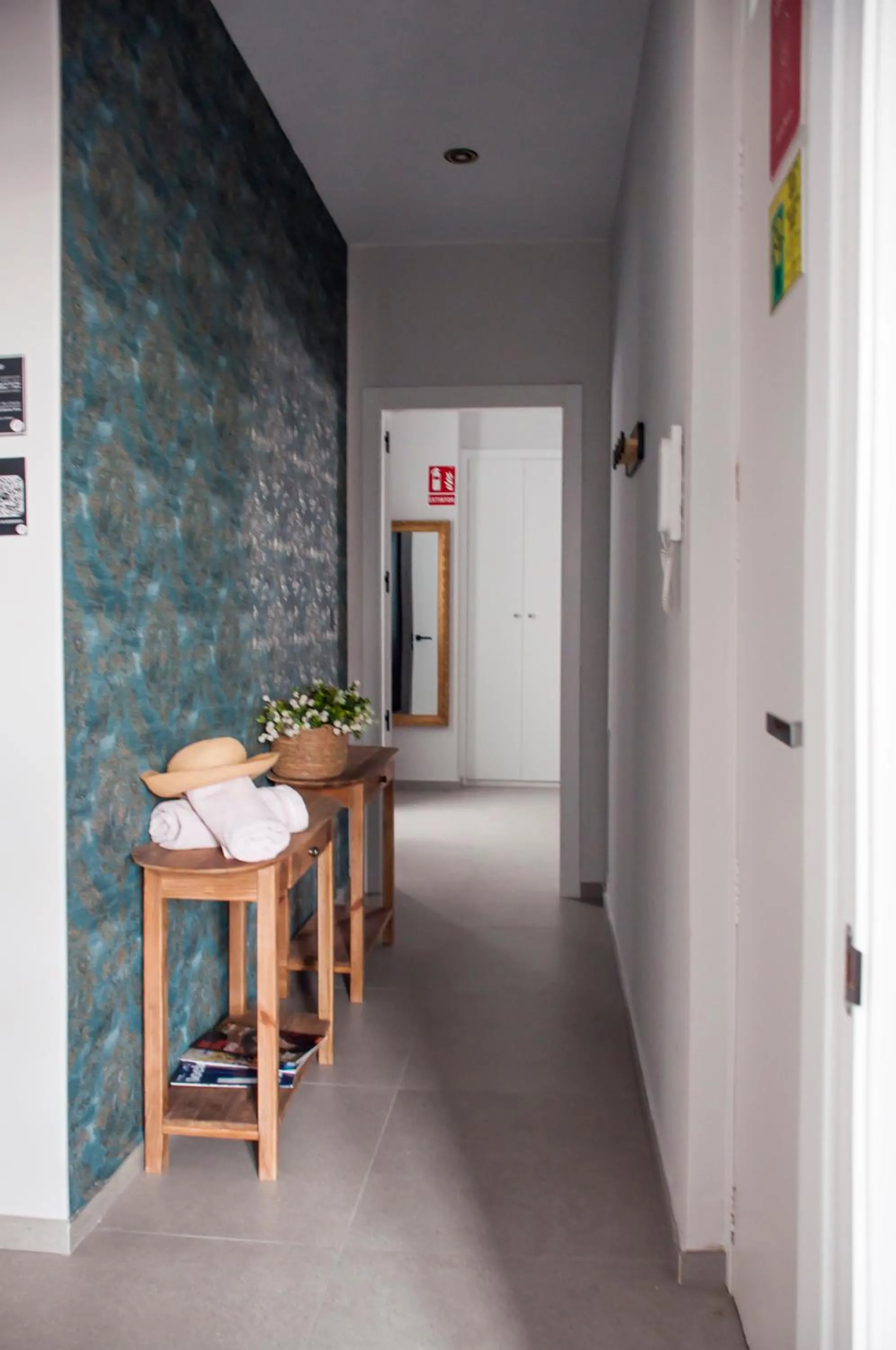 Lobby or reception in Valencia Apartamentos Goya