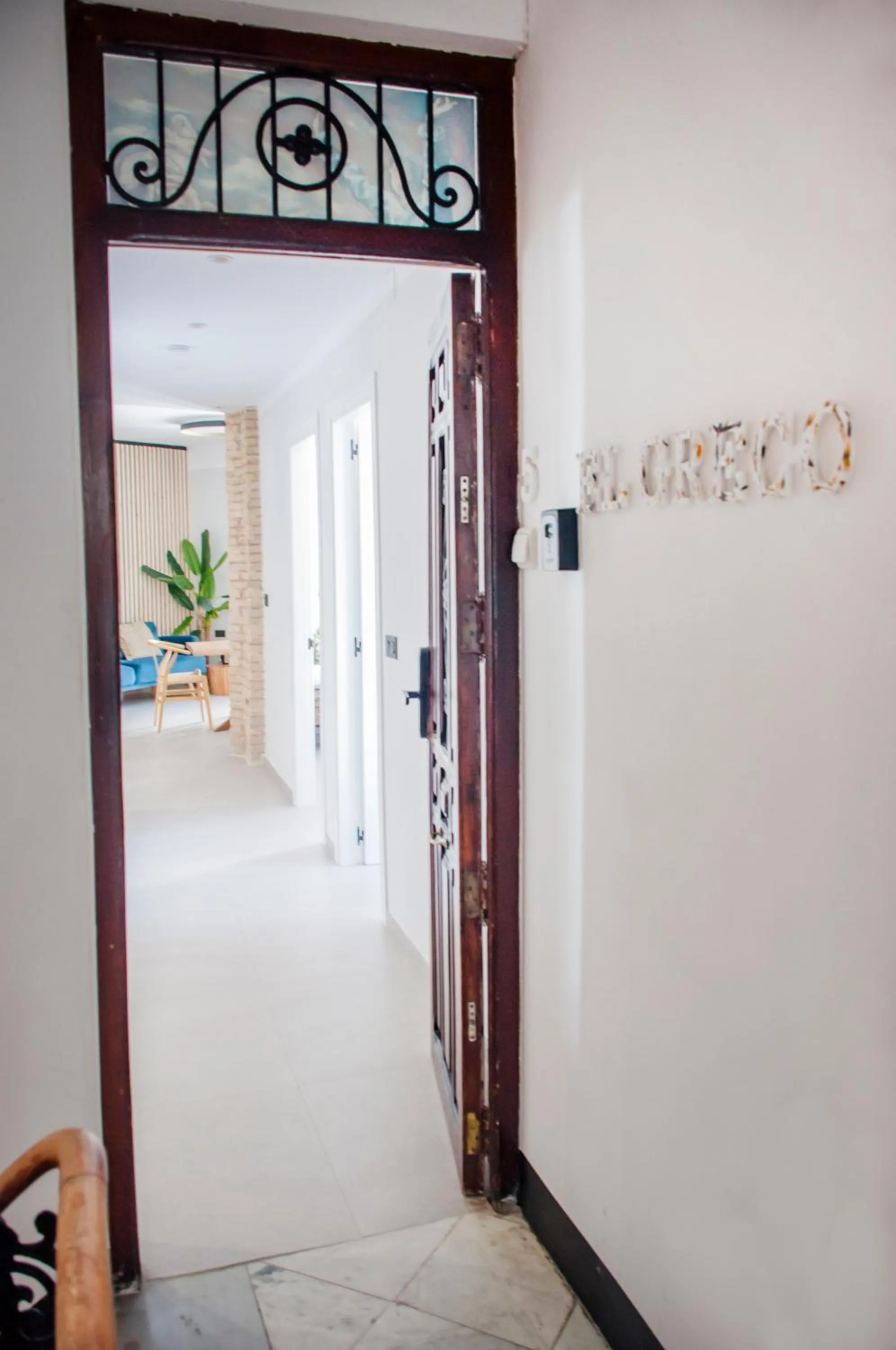 Lobby or reception in Valencia Apartamentos Goya