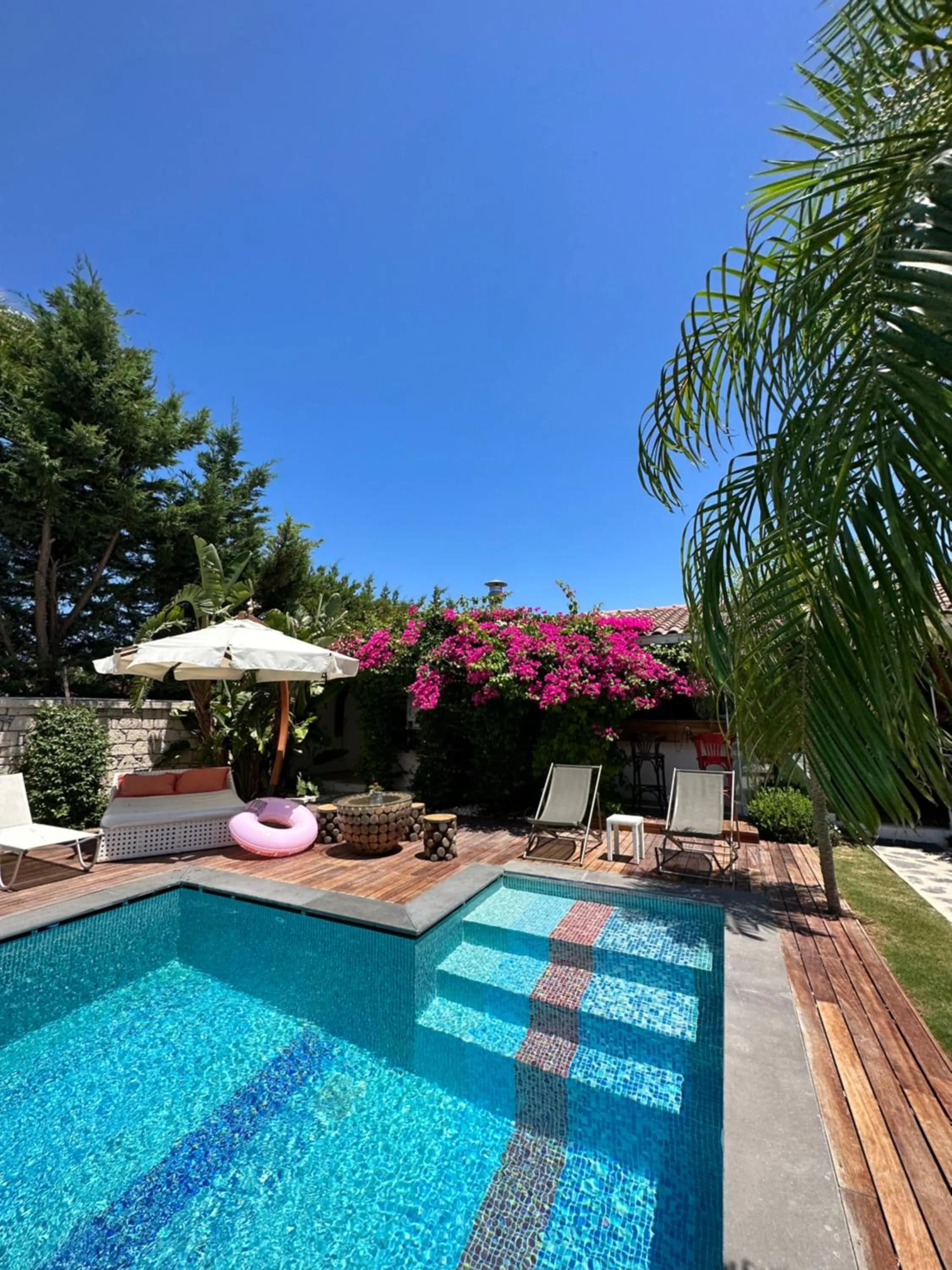 Swimming pool in Casa Rubino Otel