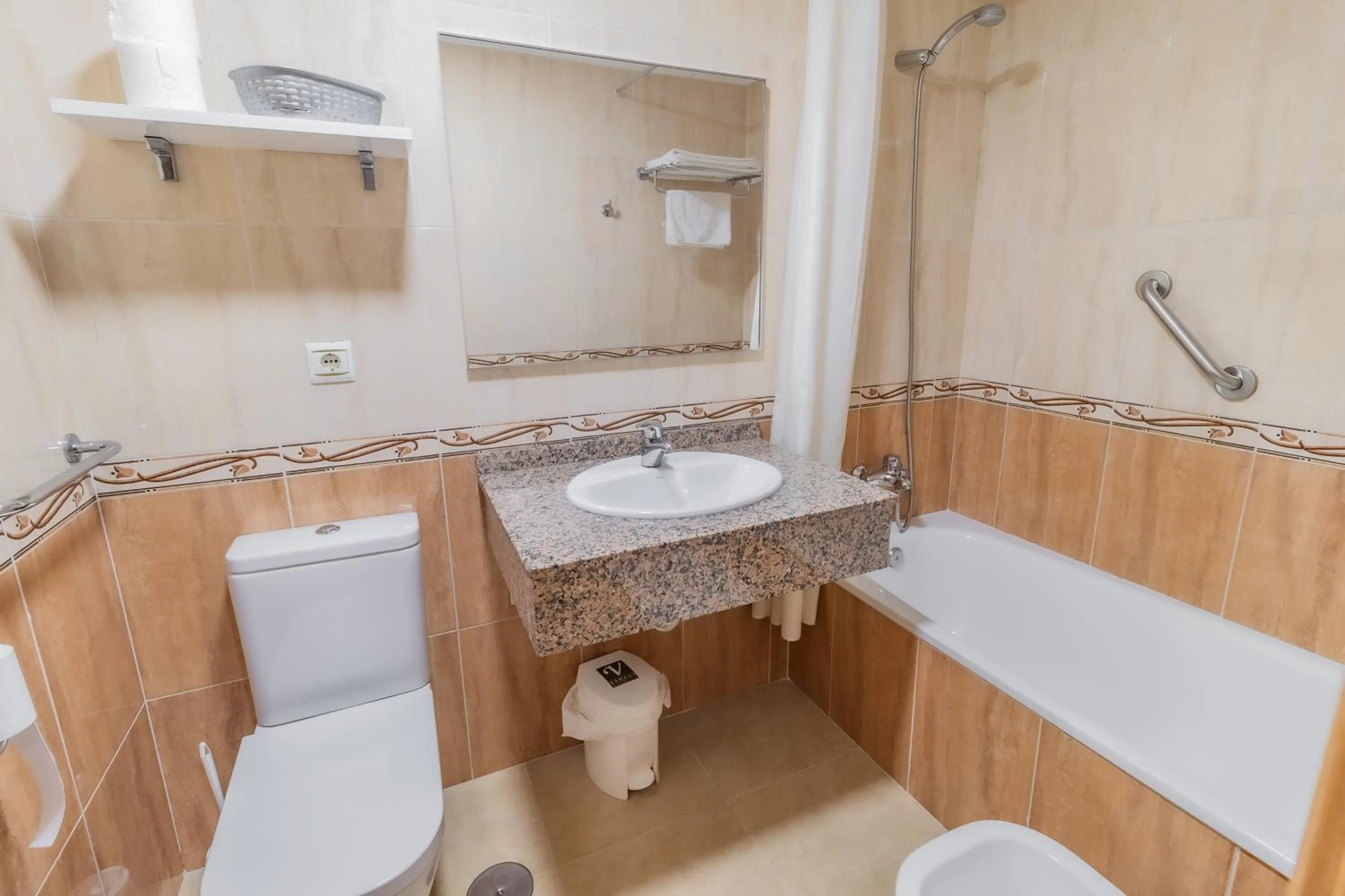 Bathroom in Apartamentos Turisticos Las Yucas