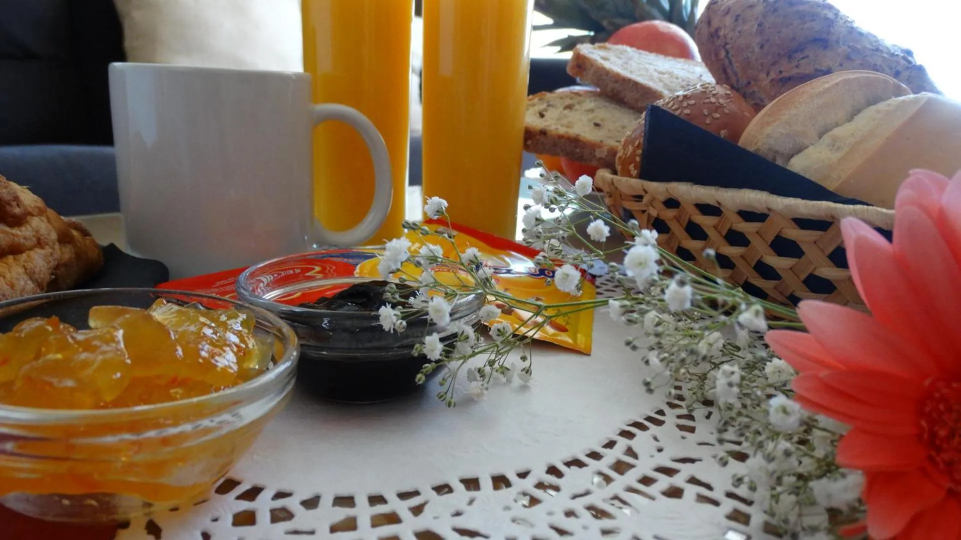 Breakfast in Apartamentos Turisticos Las Yucas