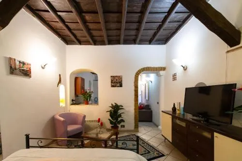 JUSTACASA alla SCALA Trastevere