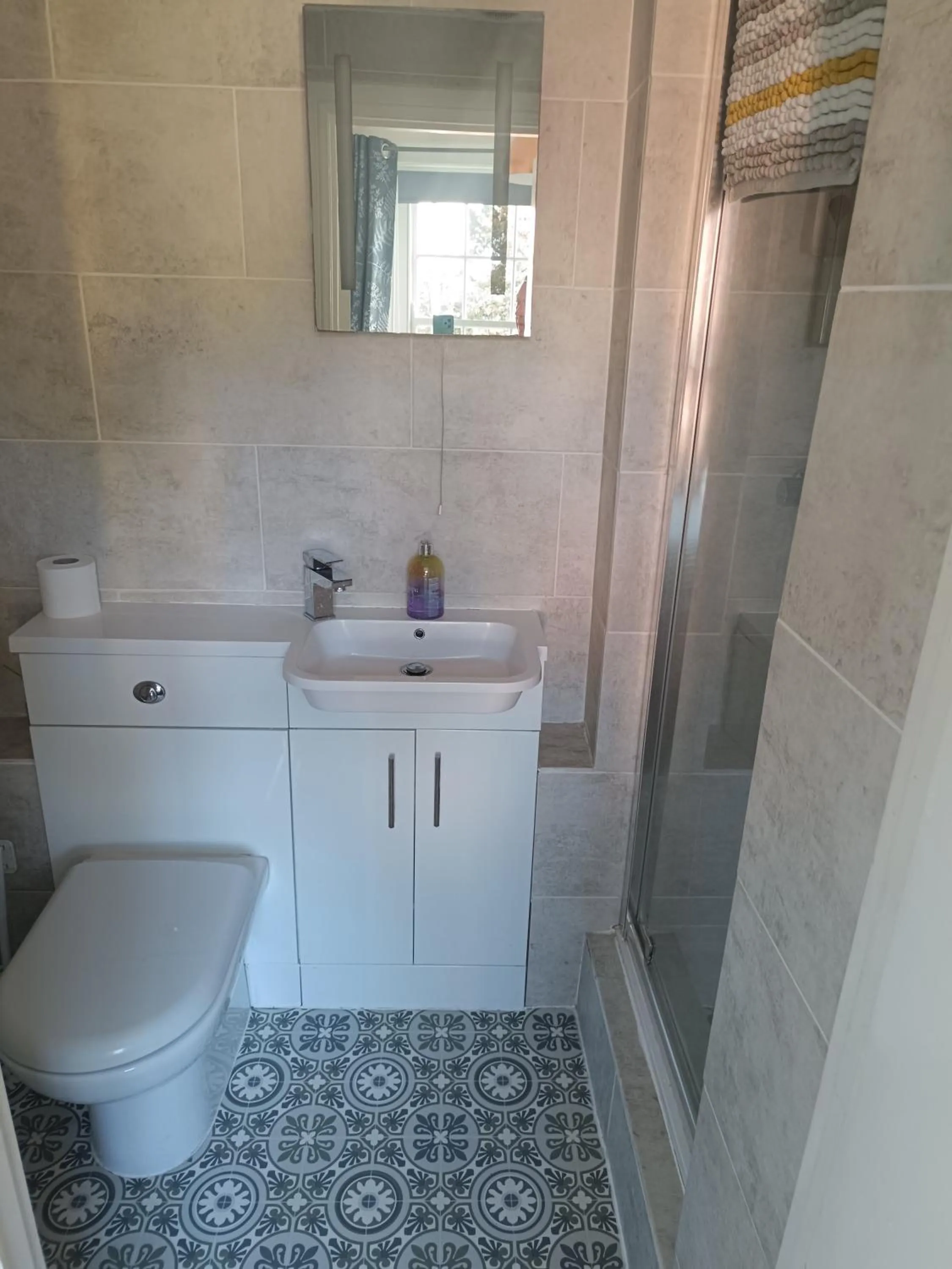 Shower in The Blue Mantle