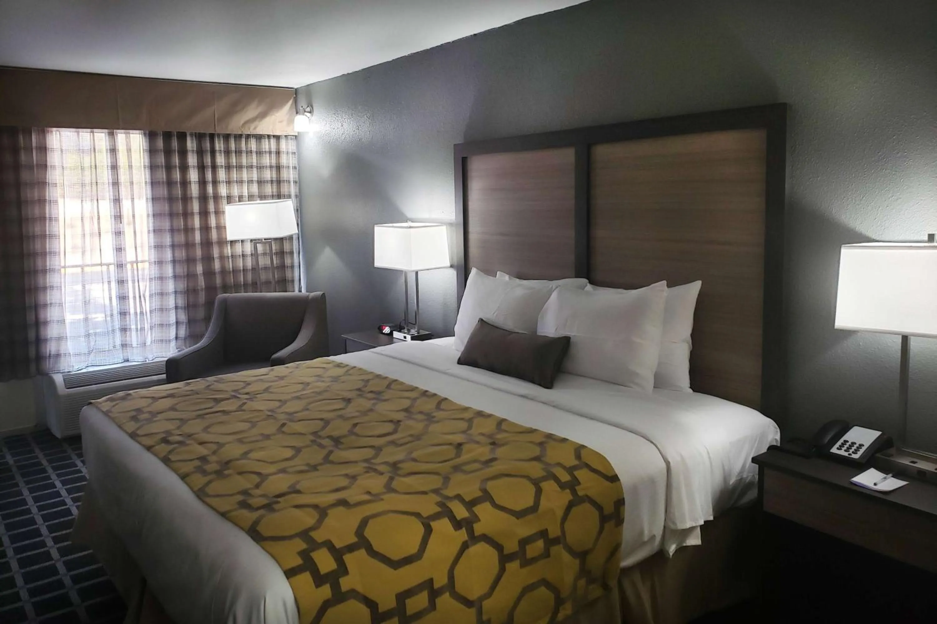 Photo of the whole room in Baymont by Wyndham Morganton