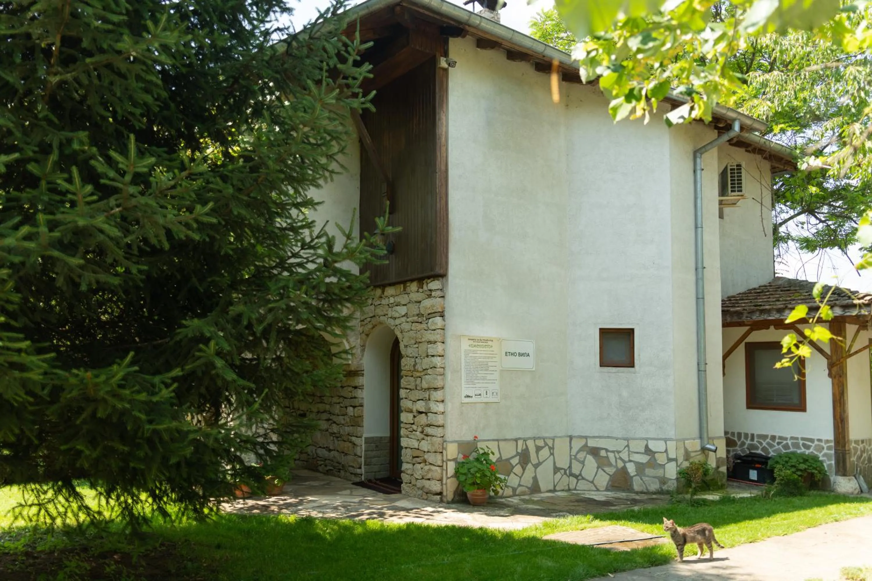 Property building in Eco Hotel Imenieto