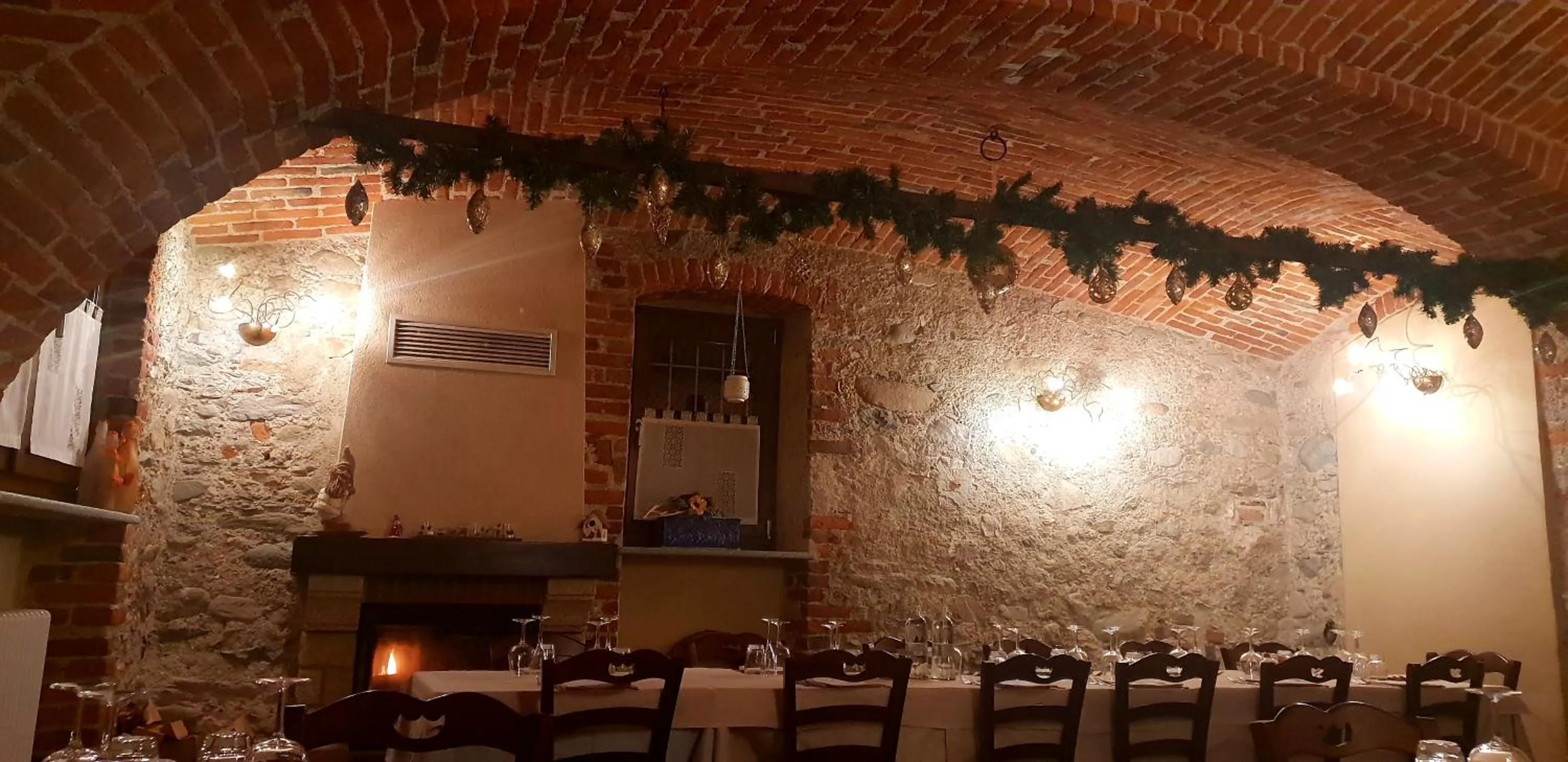 Restaurant/places to eat in Albergo dei Pescatori