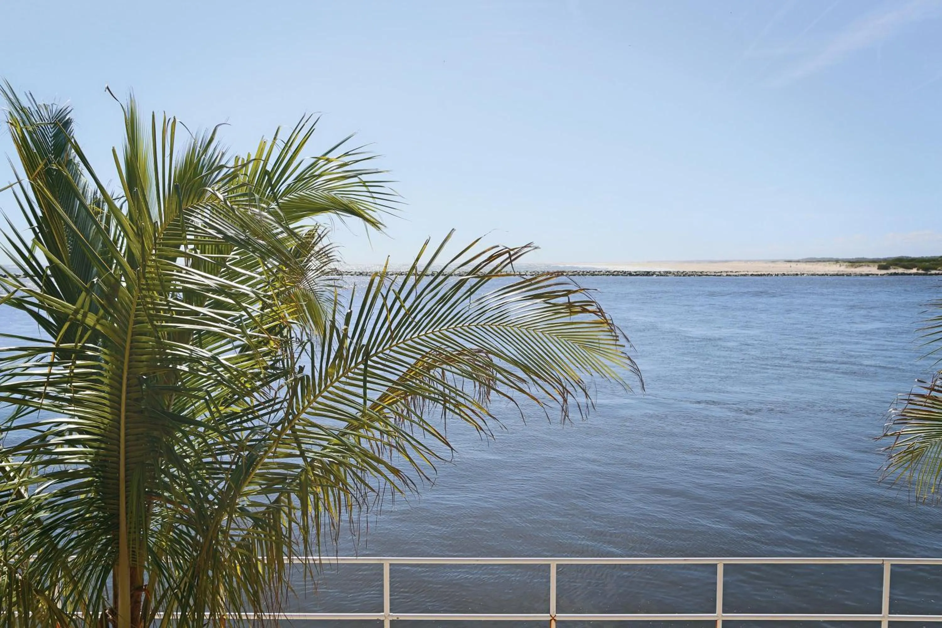 Sea view in Oceanic Motel
