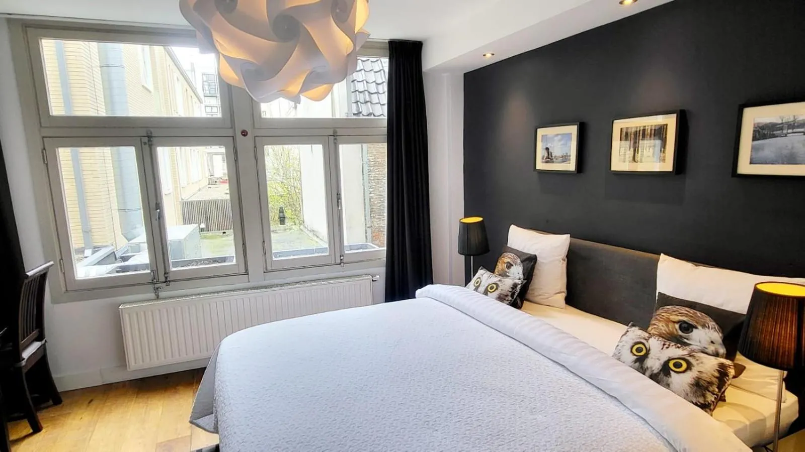Bed in Velvetamsterdam