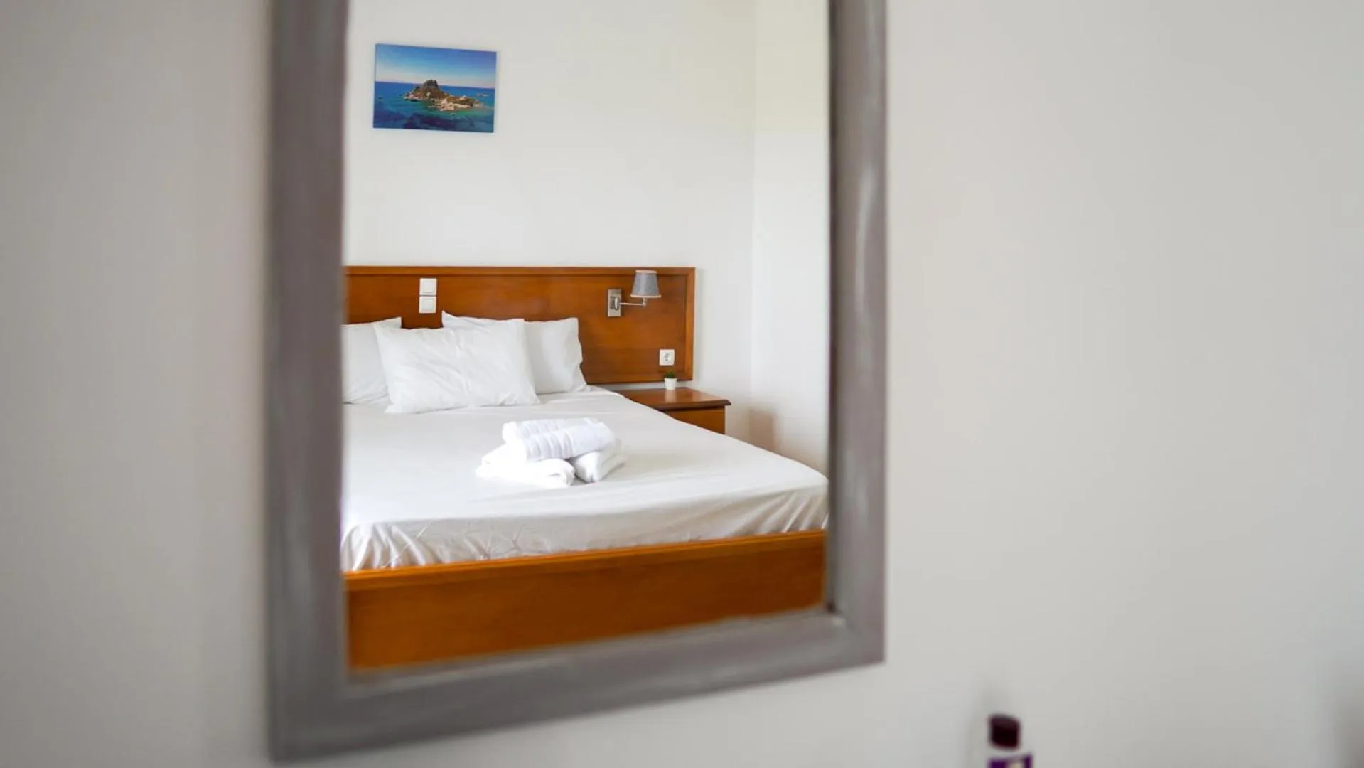 Photo of the whole room, Bed in Pittas Studios