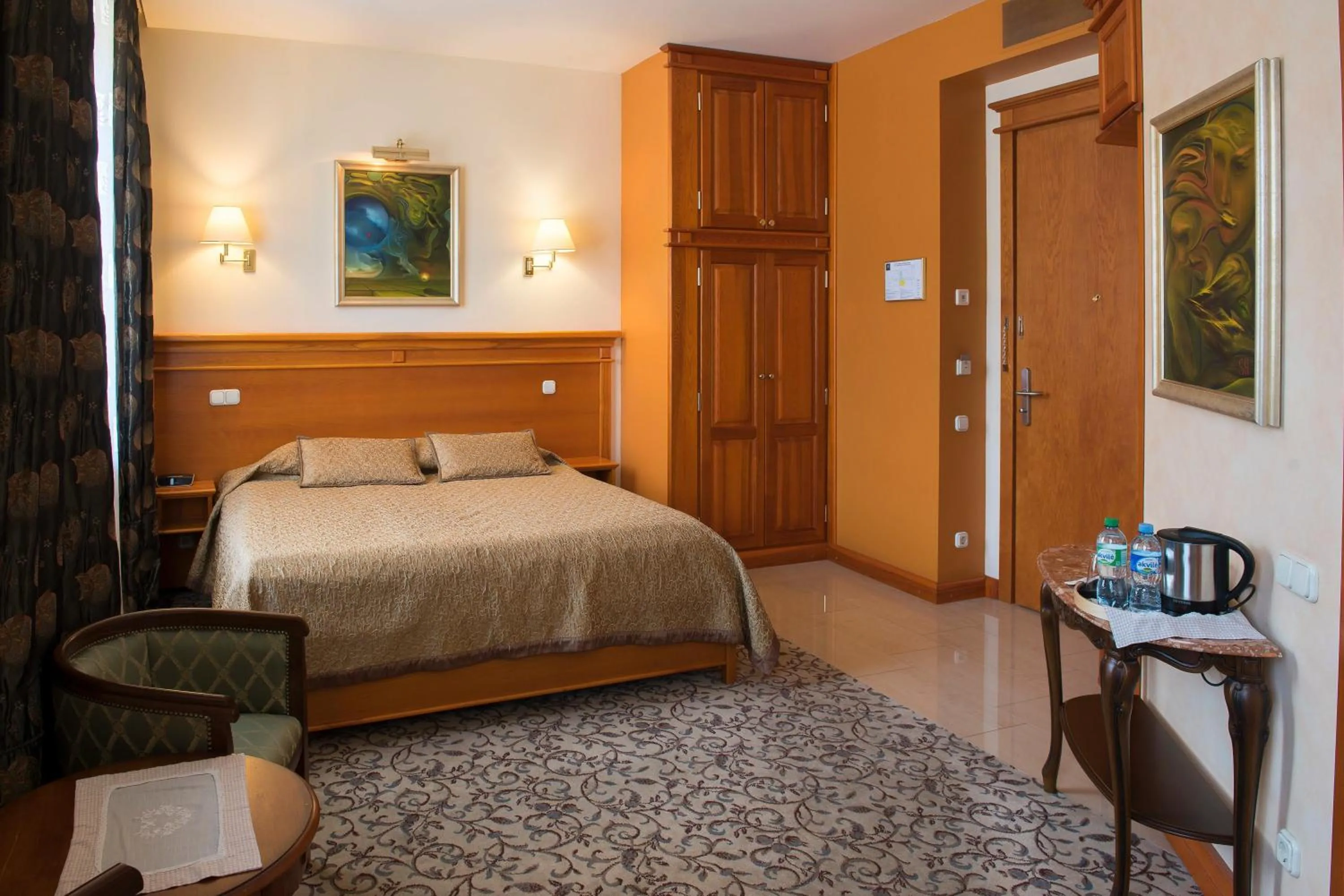 Bed in Pažaislis Park Hotel