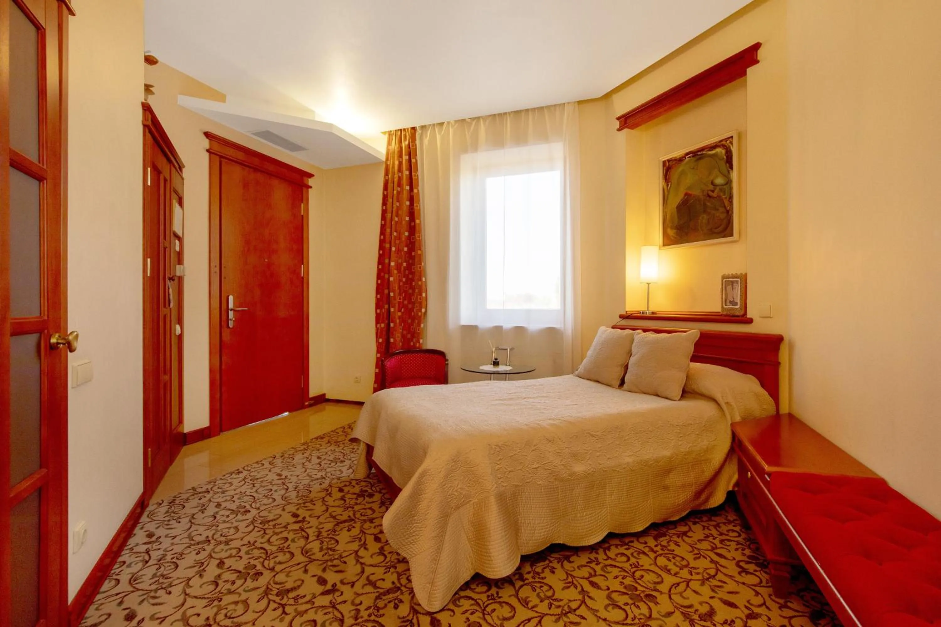 Bed in Pažaislis Park Hotel