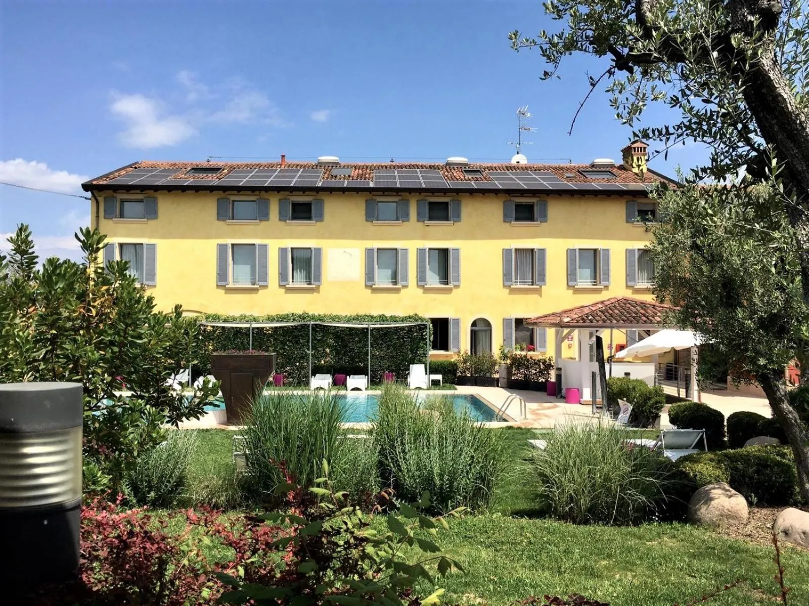 Property building in Hotel Corte Del Paggio