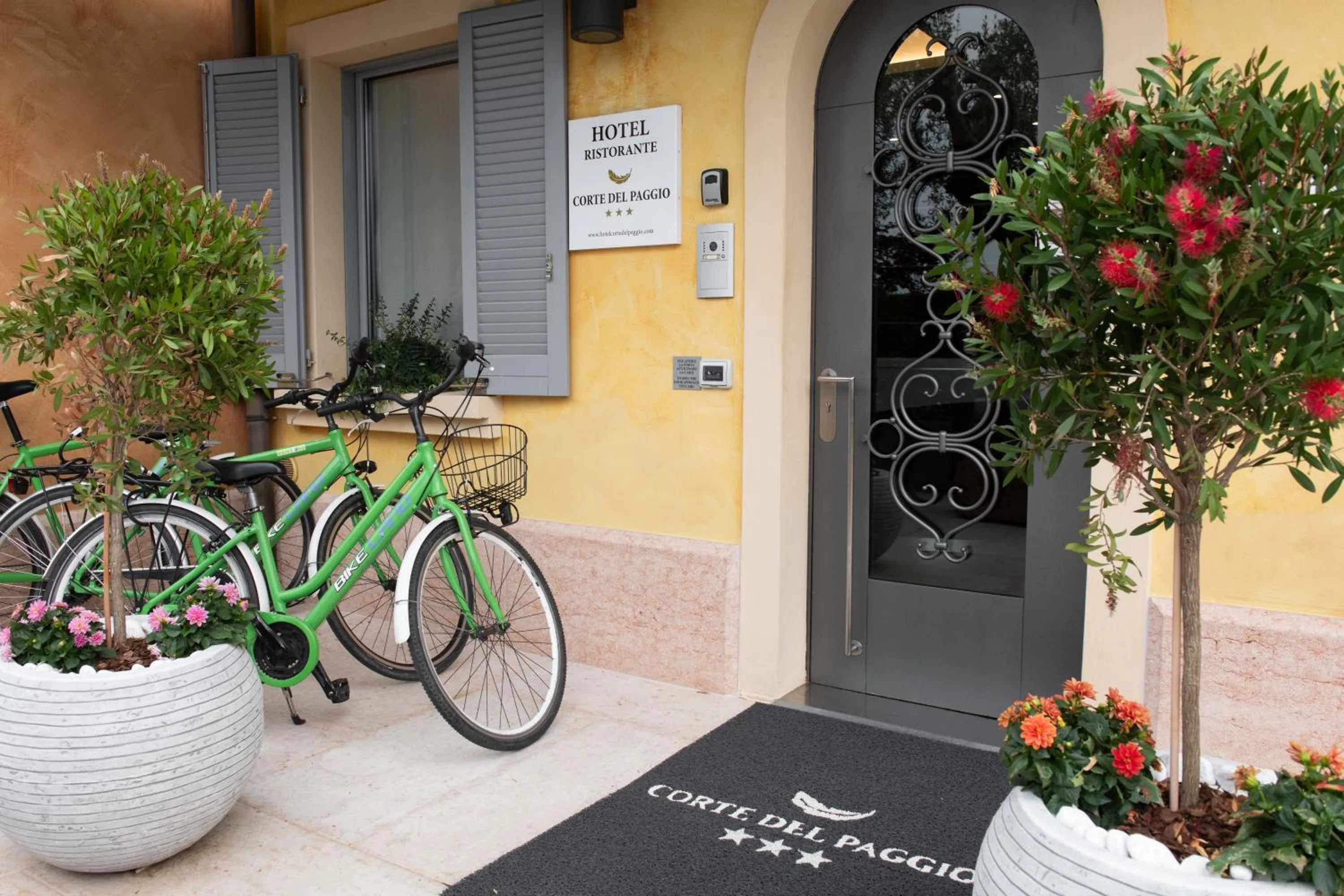 Facade/entrance in Hotel Corte Del Paggio