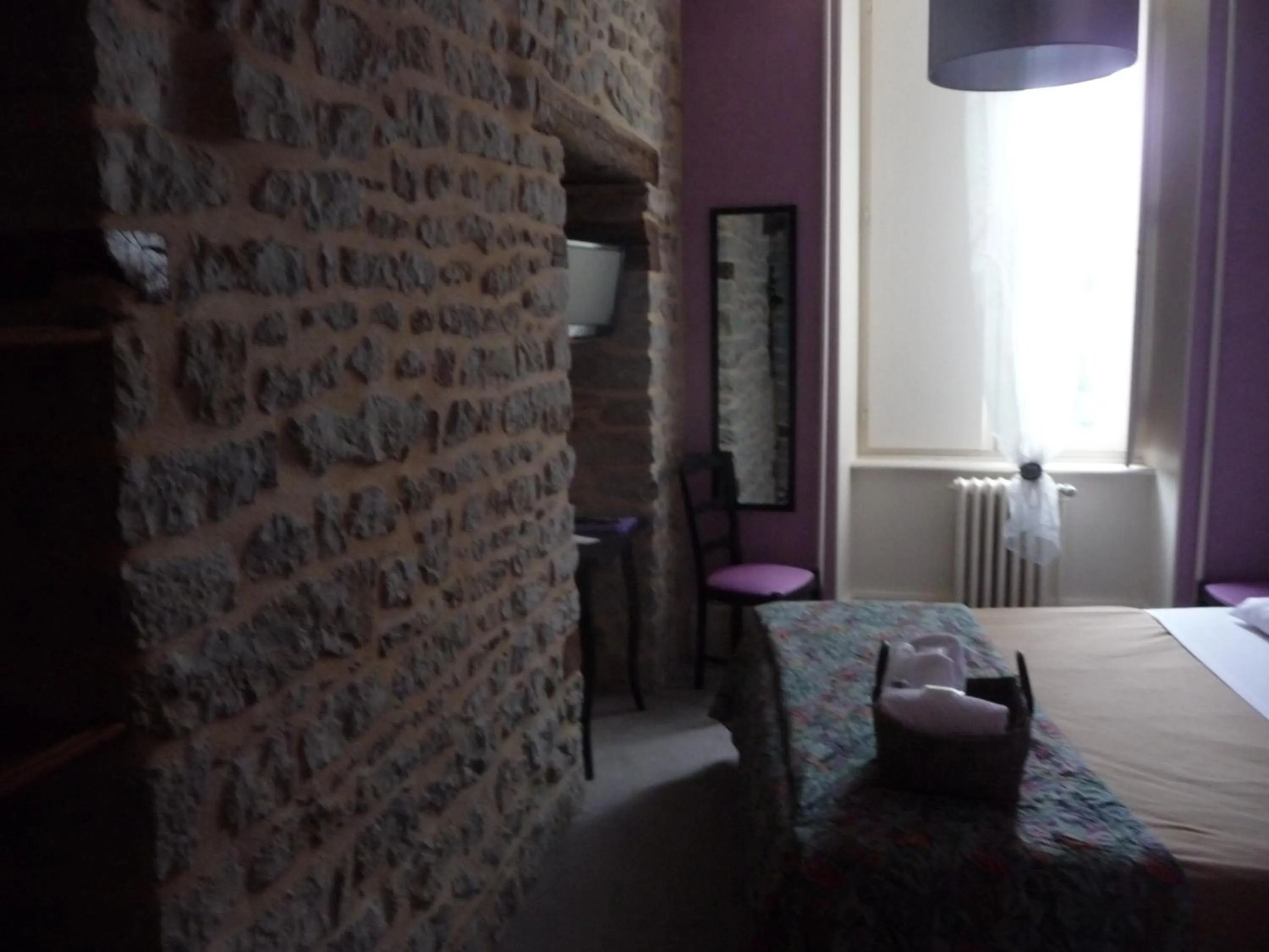 Day, Bed in Hôtel du Commerce