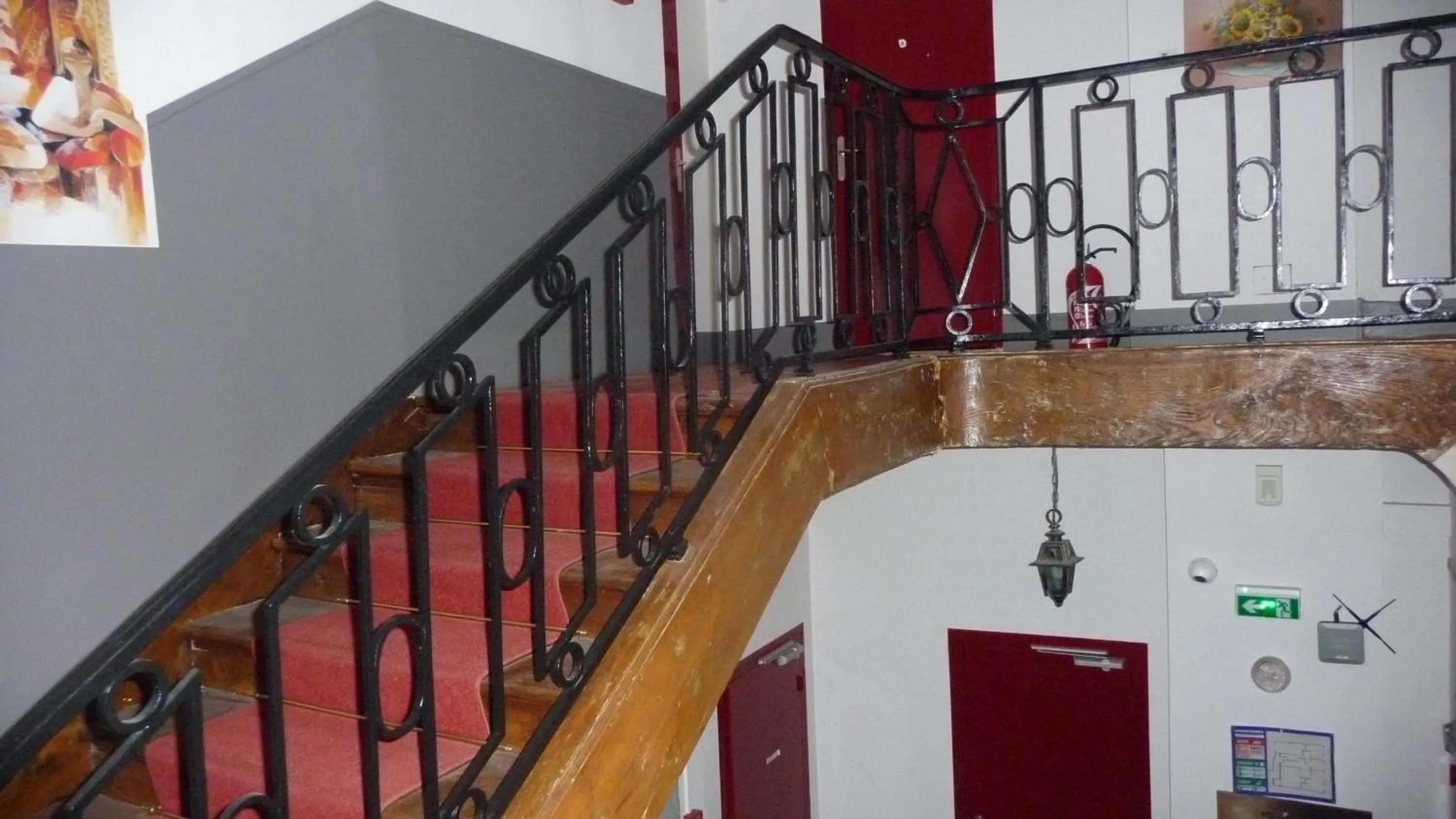 Other in Hôtel du Commerce