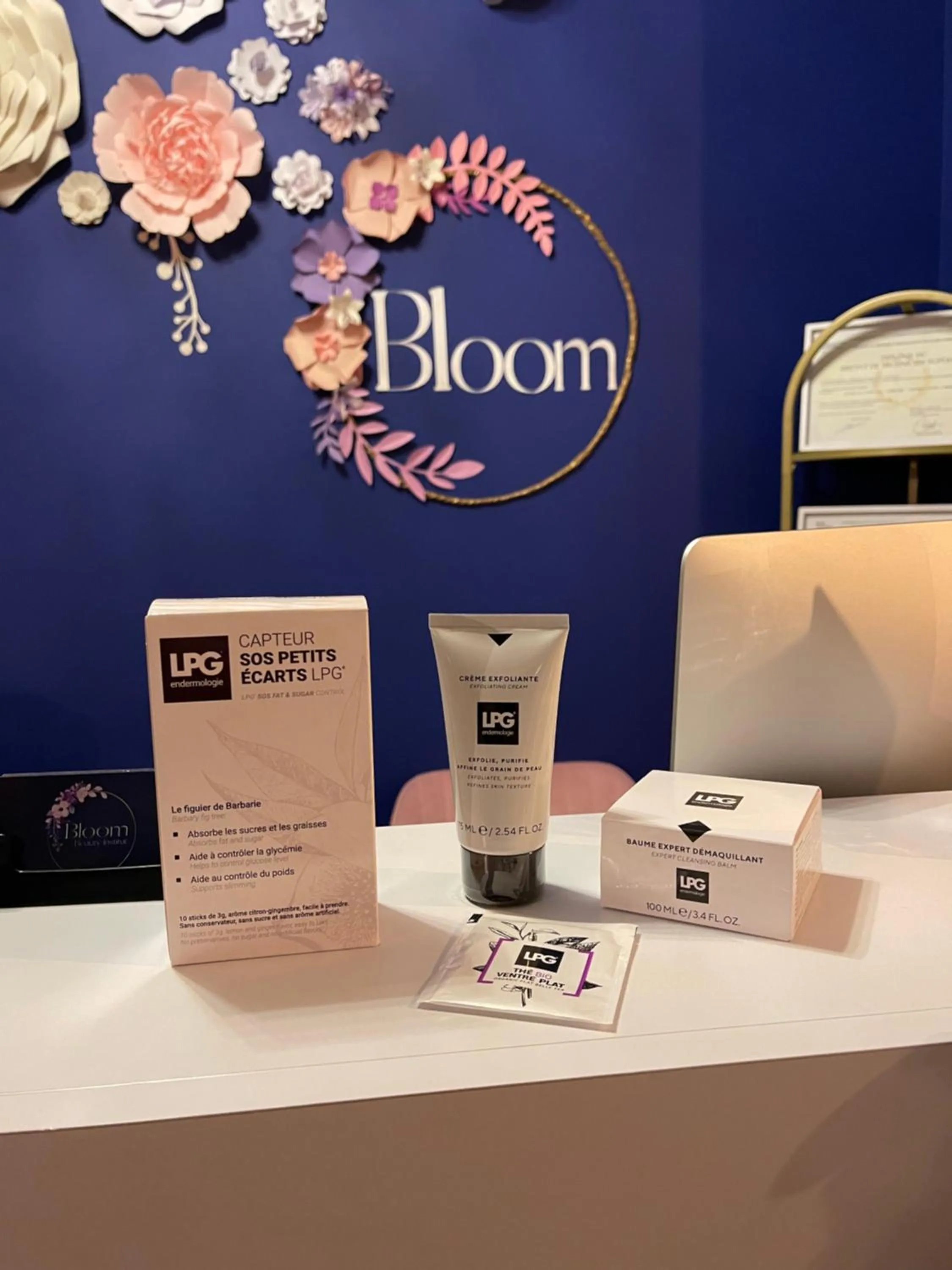 Spa and wellness centre/facilities in Hôtel du Commerce