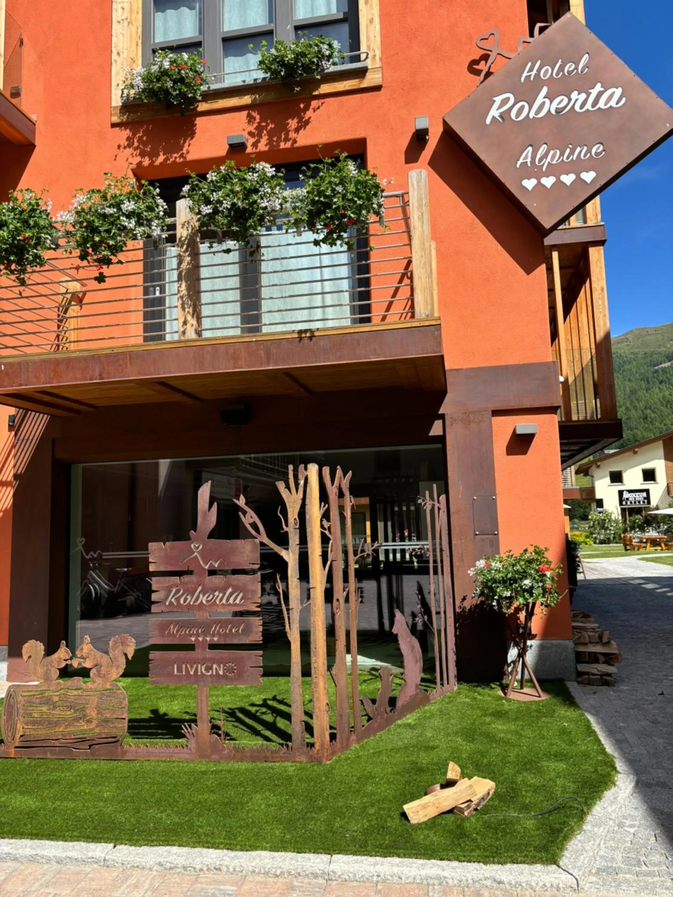 Spring in Hotel Roberta Alpine Adults only