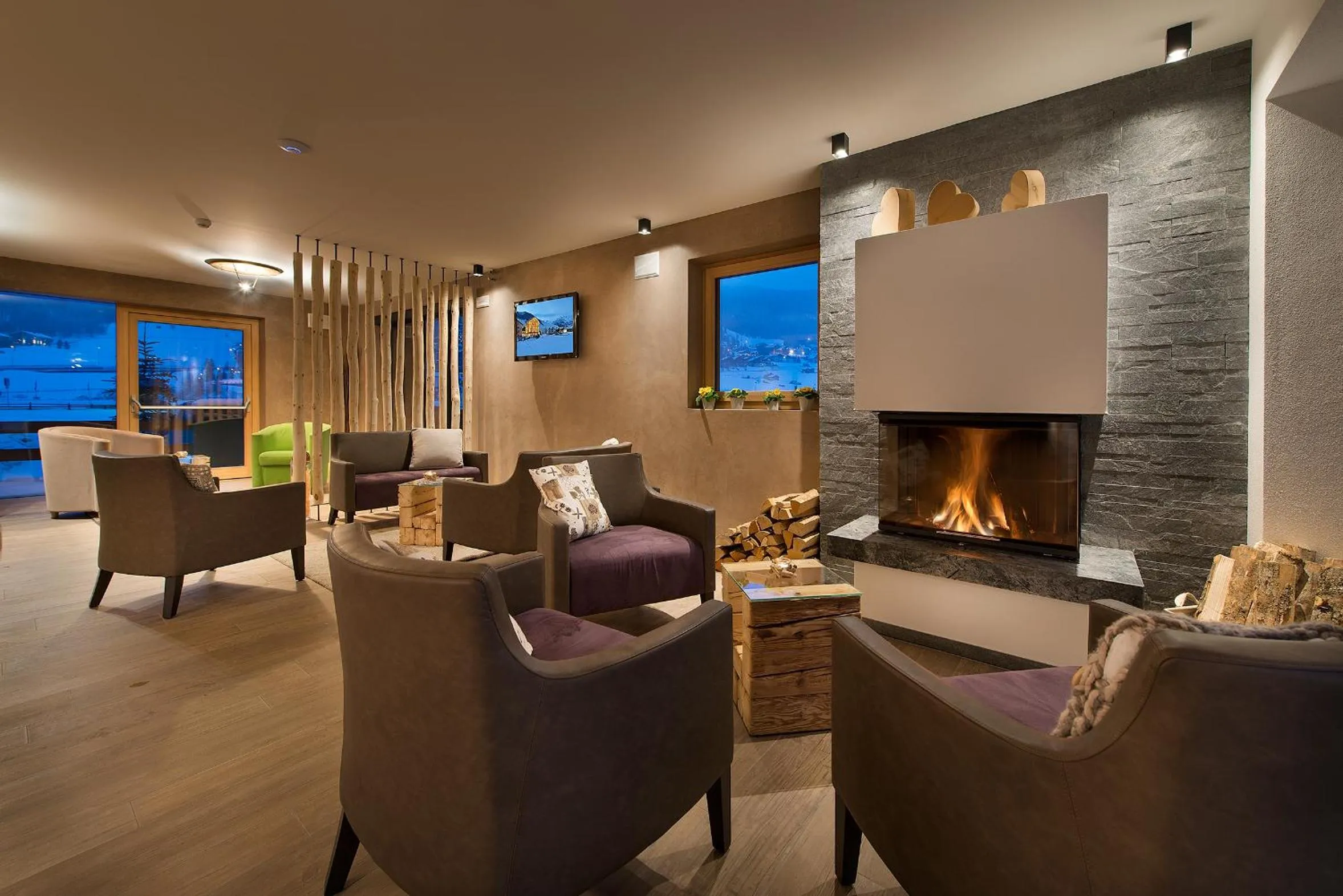 Communal lounge/ TV room in Hotel Roberta Alpine Adults only