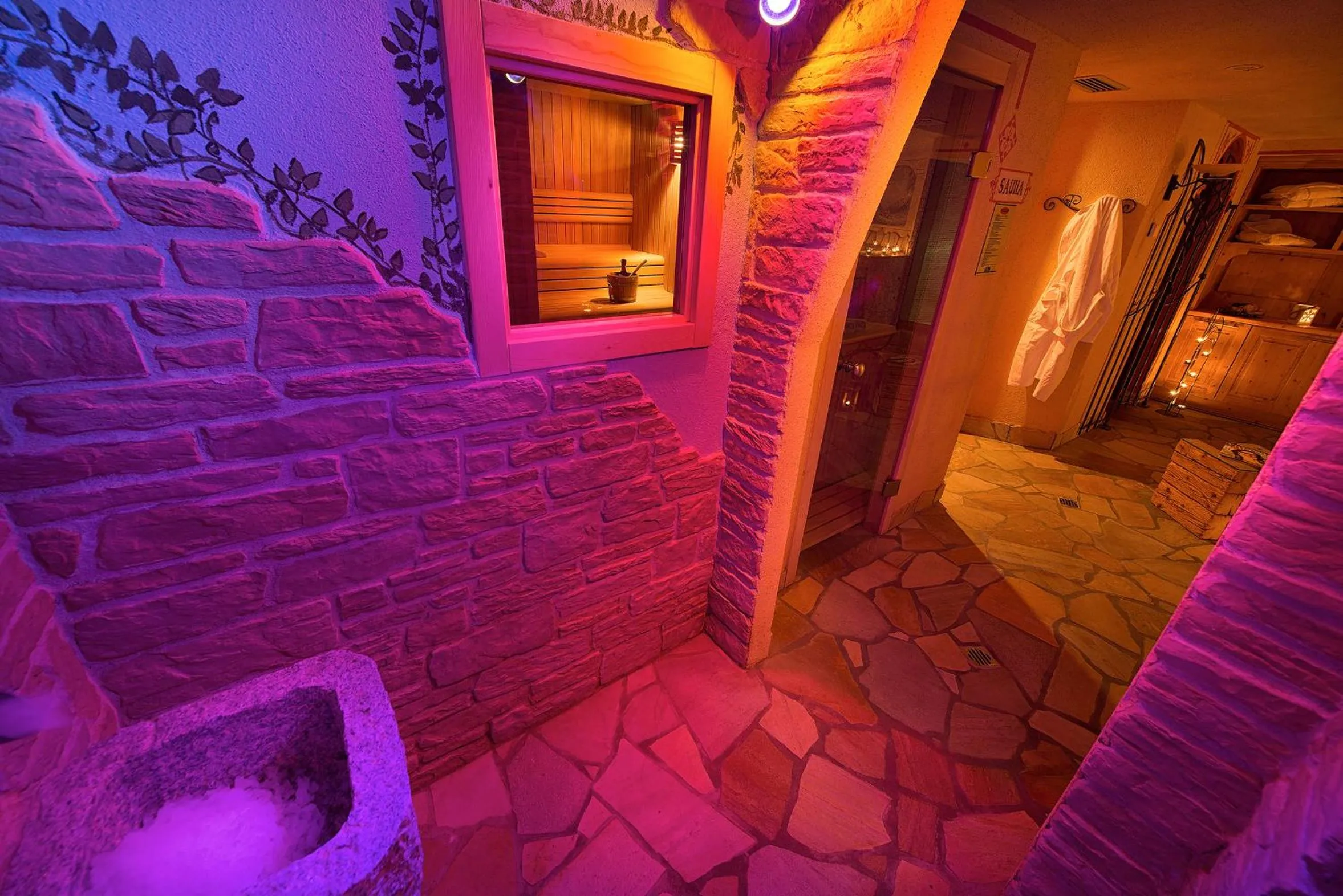 Spa and wellness centre/facilities in Hotel Roberta Alpine Adults only