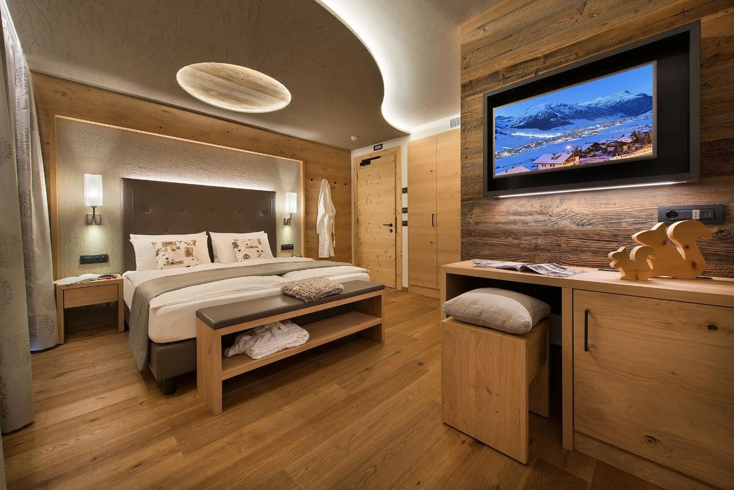 Bedroom, Bed in Hotel Roberta Alpine Adults only