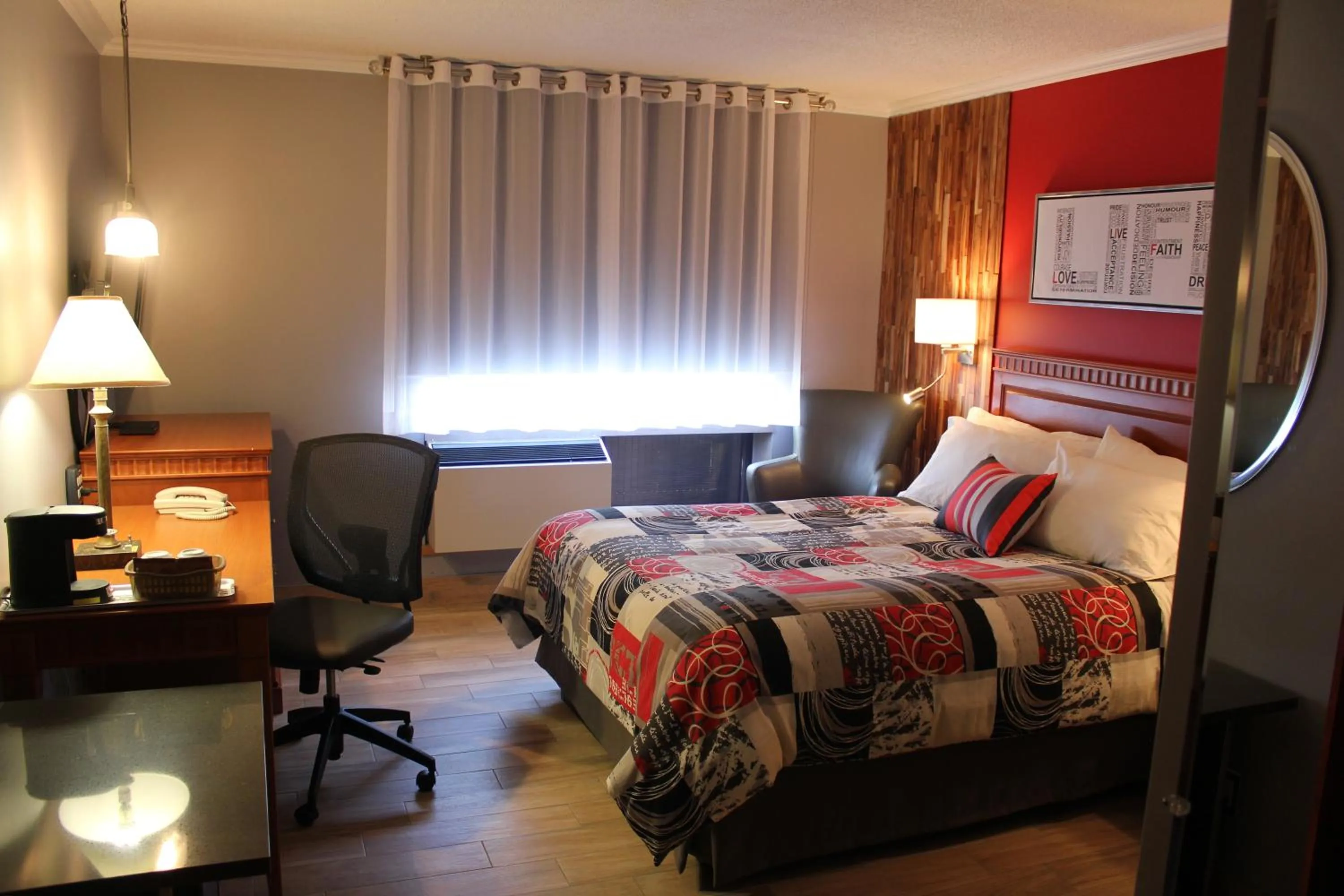 Day, Bed in Amosphère Complexe